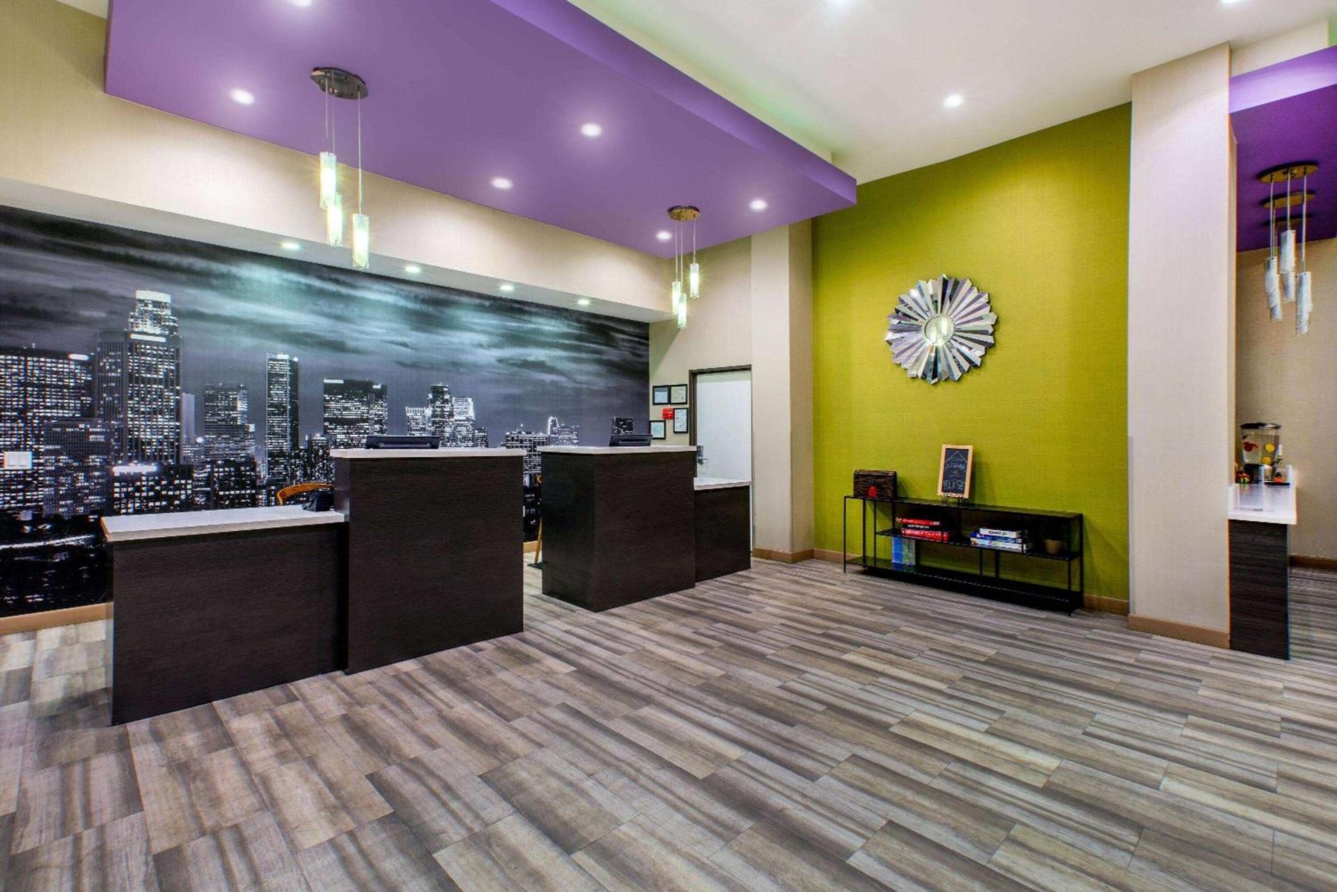 La Quinta by Wyndham Pomona photo 6