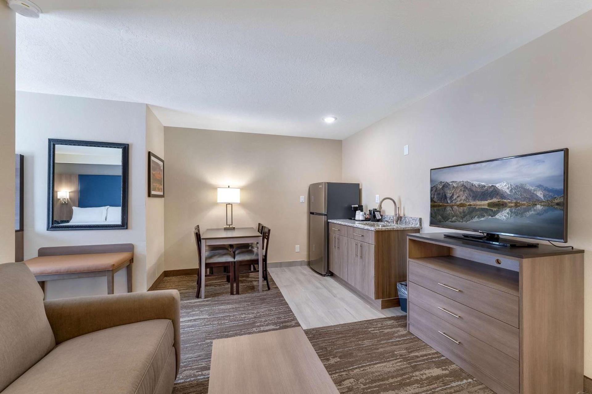 SureStay Plus Hotel by Best Western Price photo 37