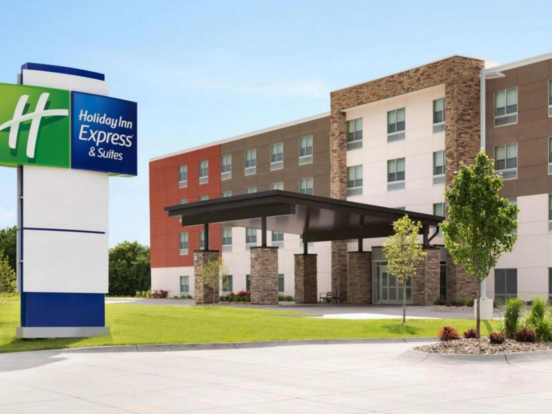 Holiday Inn Express & Suites Dry Ridge by IHG photo 2