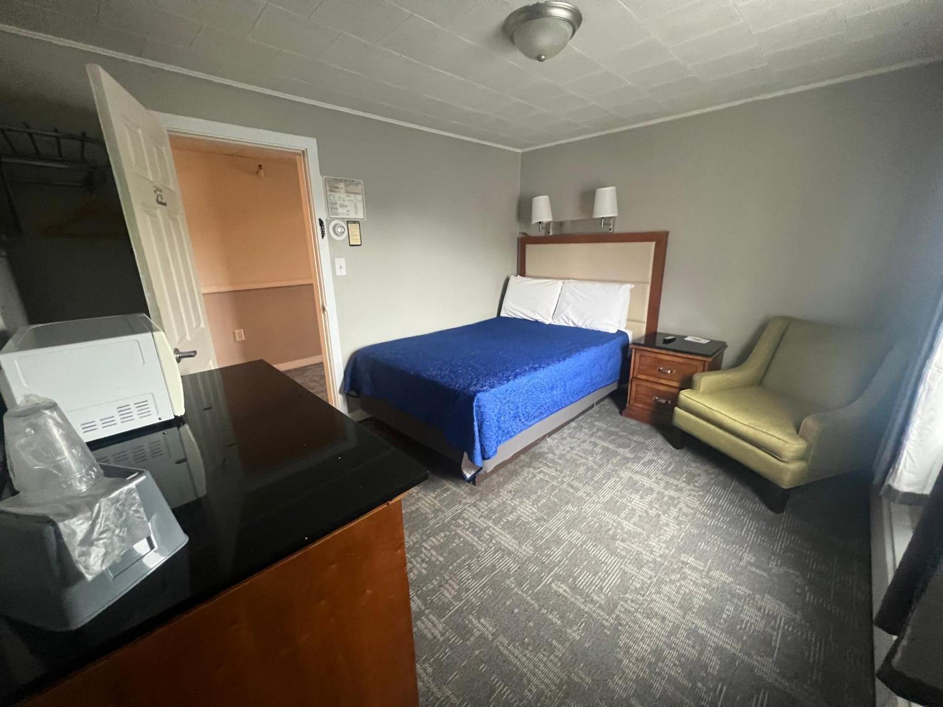 Vacationland Inn & Suites photo 12