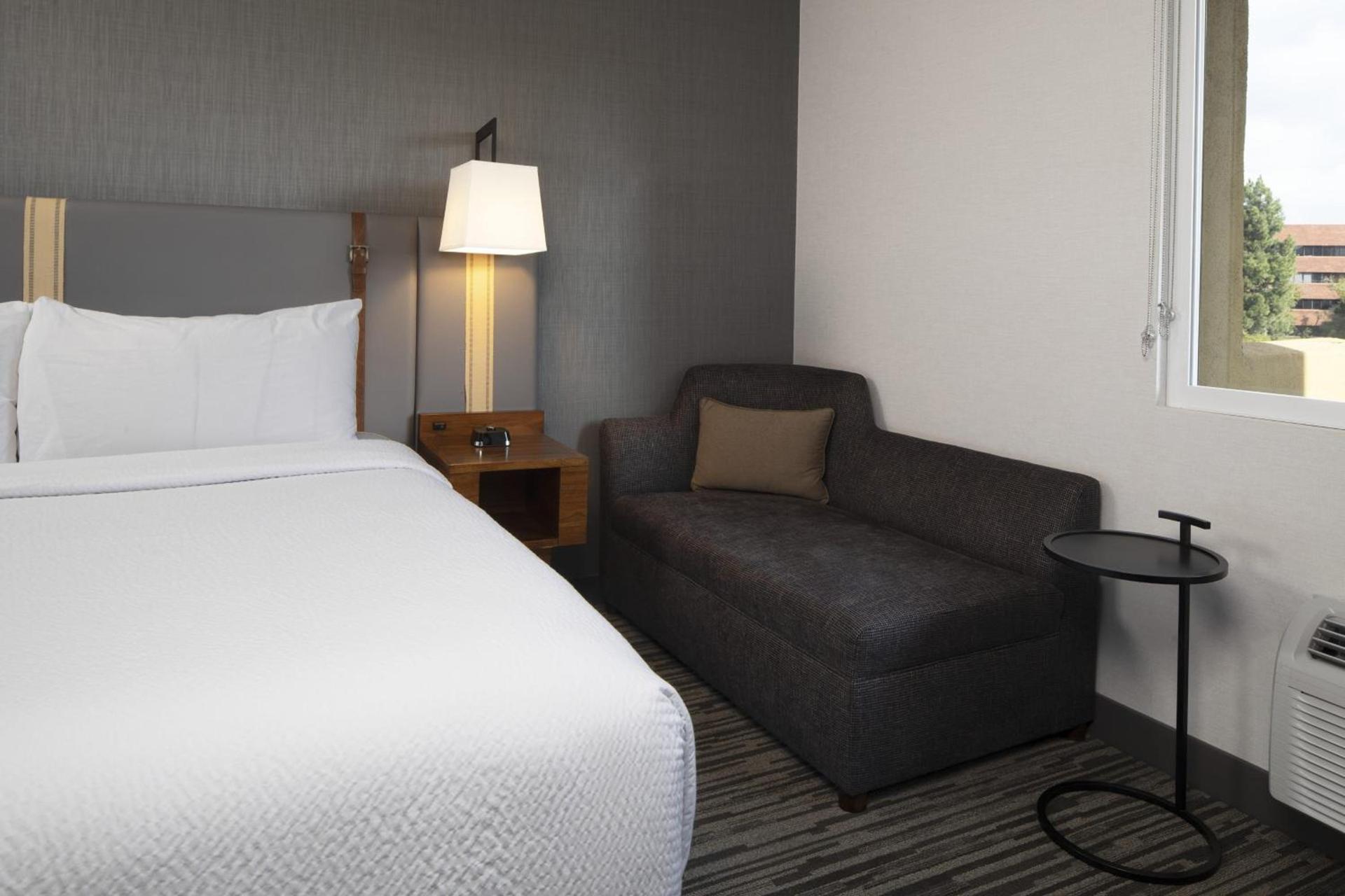 Four Points by Sheraton Los Angeles Westside photo 8