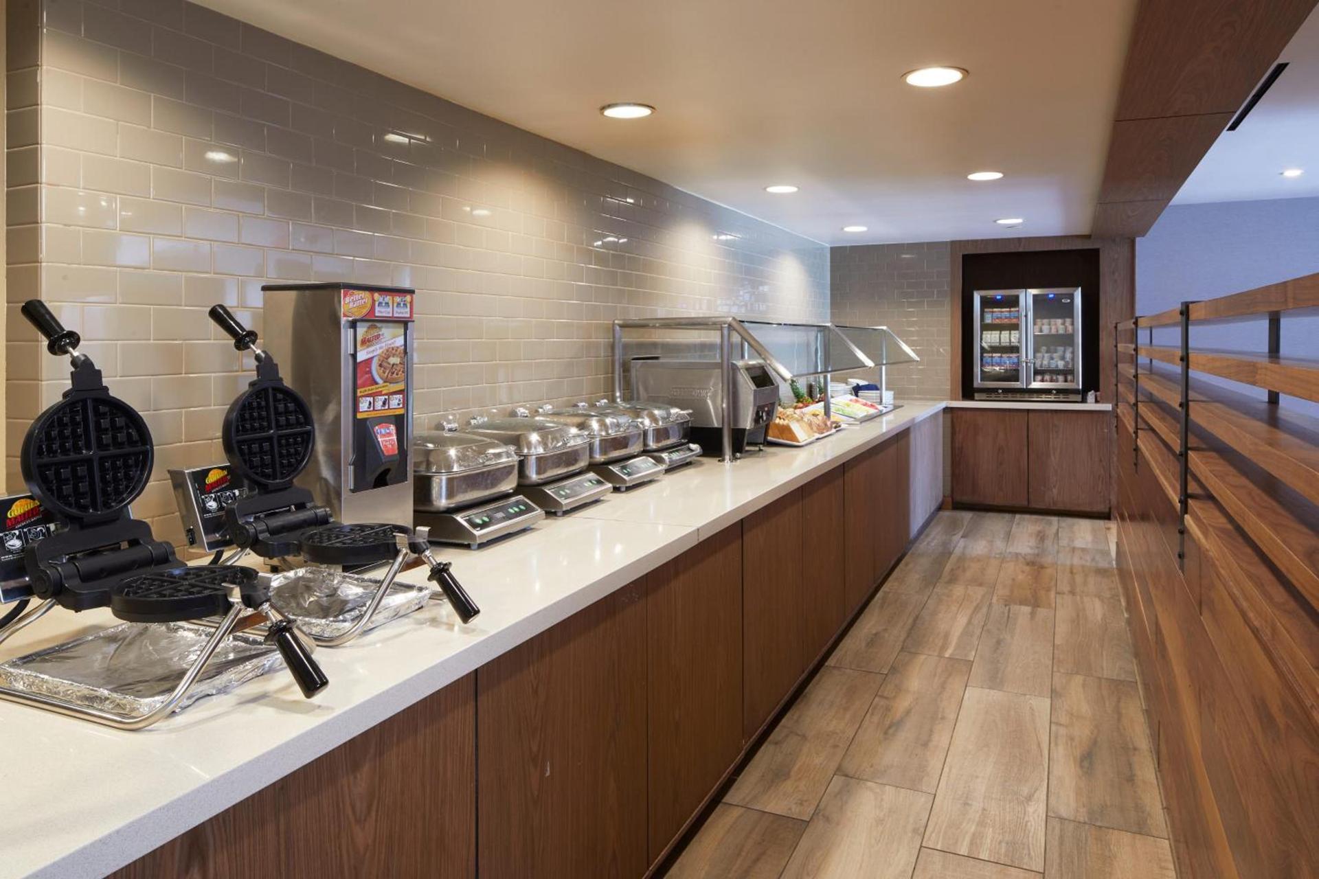 Four Points by Sheraton Los Angeles Westside photo 17