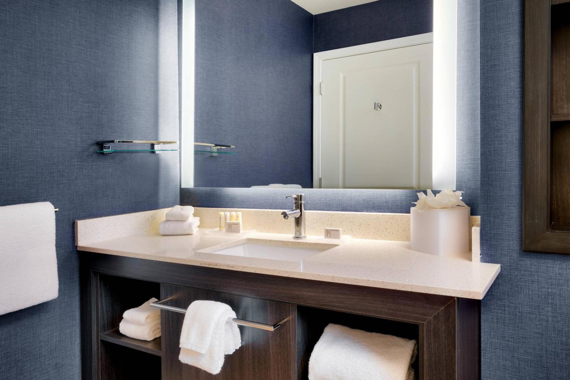 Residence Inn by Marriott Brunswick photo 22