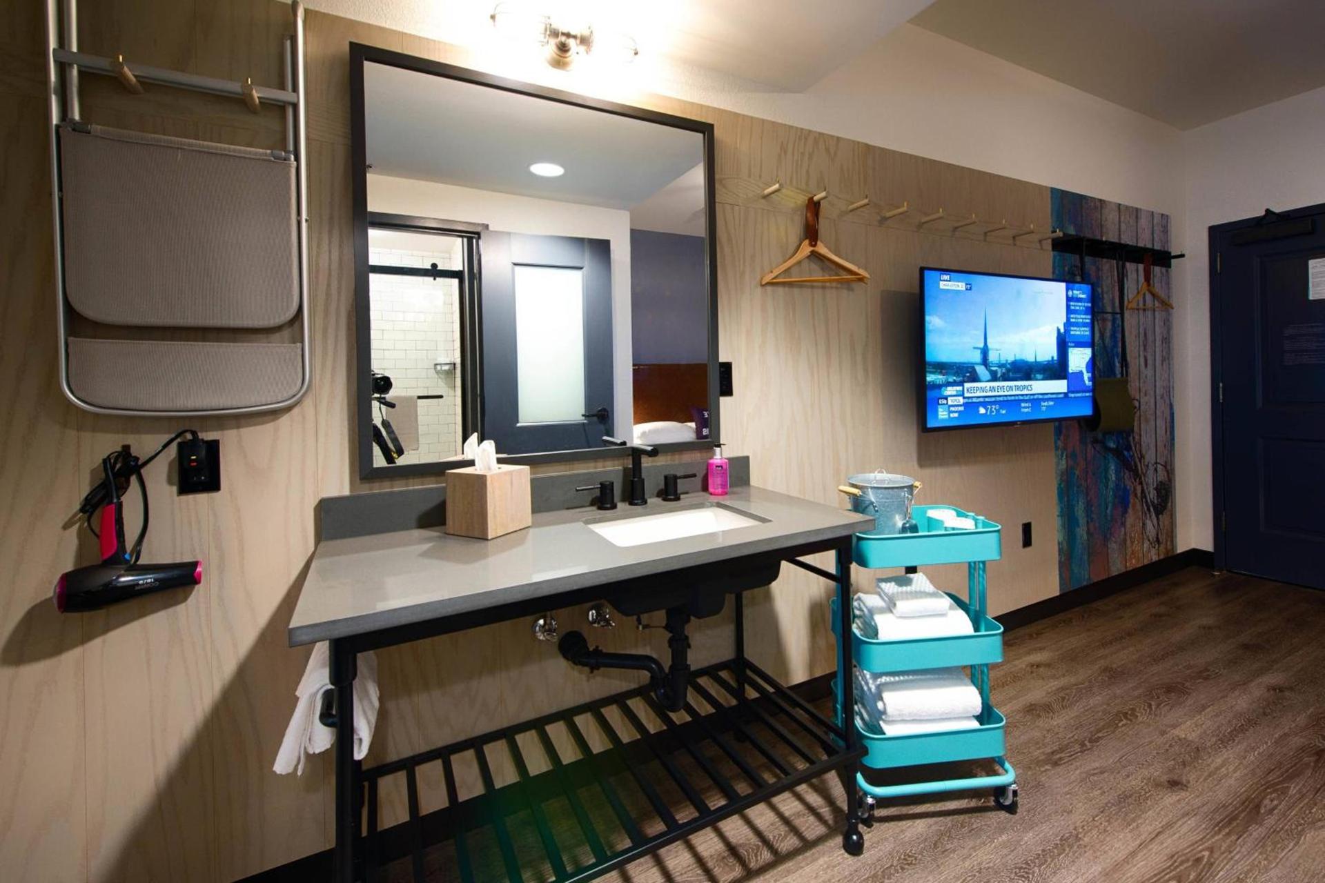 MOXY New Orleans Downtown/French Quarter Area photo 21