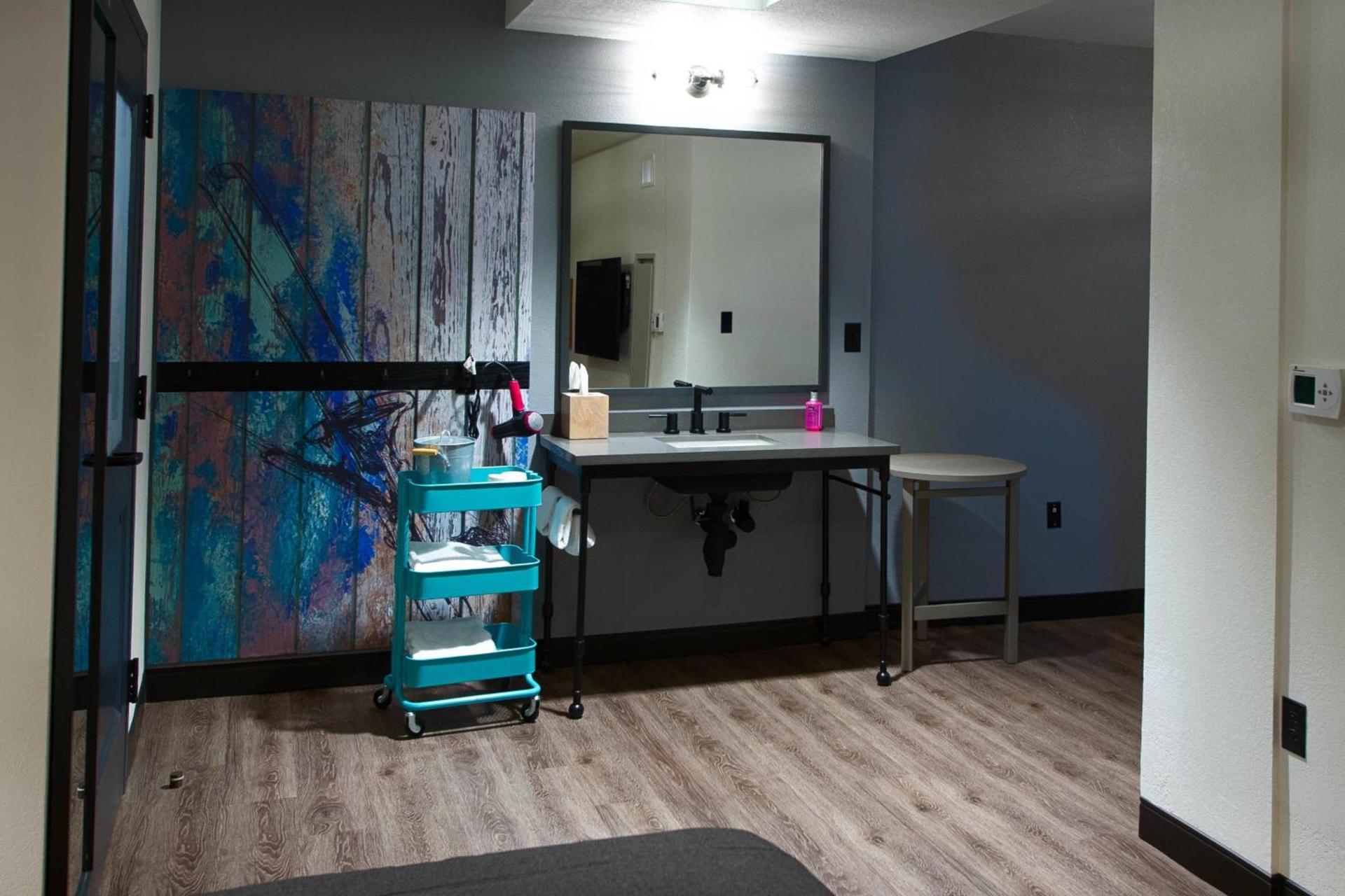 MOXY New Orleans Downtown/French Quarter Area photo 27