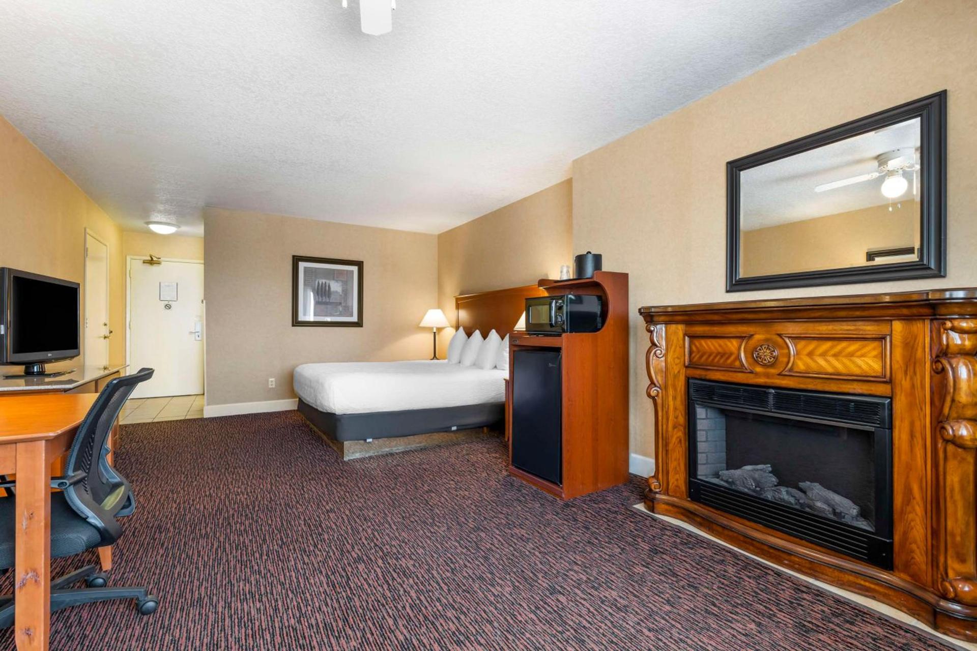 Best Western Plus Placerville Inn photo 21