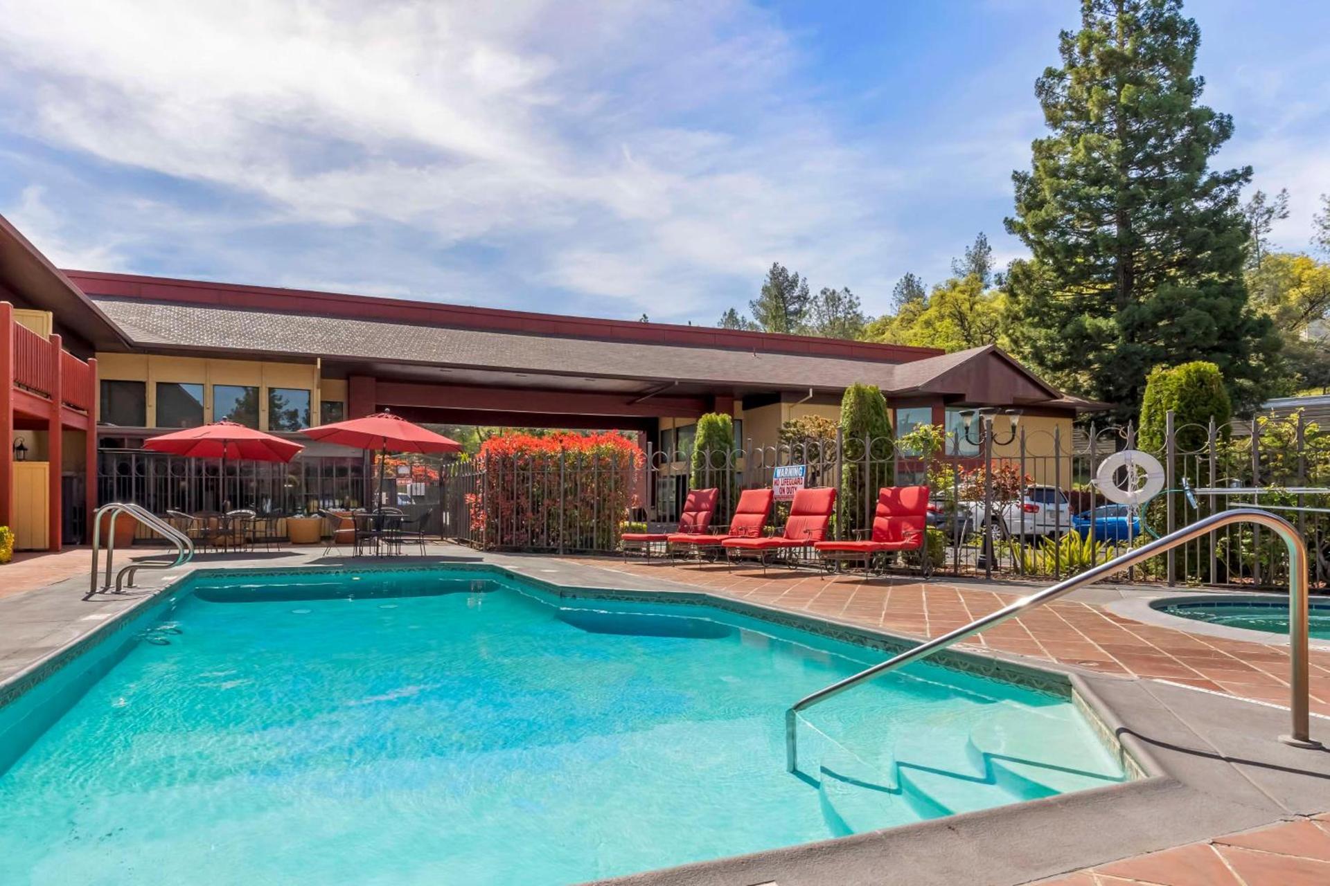 Best Western Plus Placerville Inn photo 2