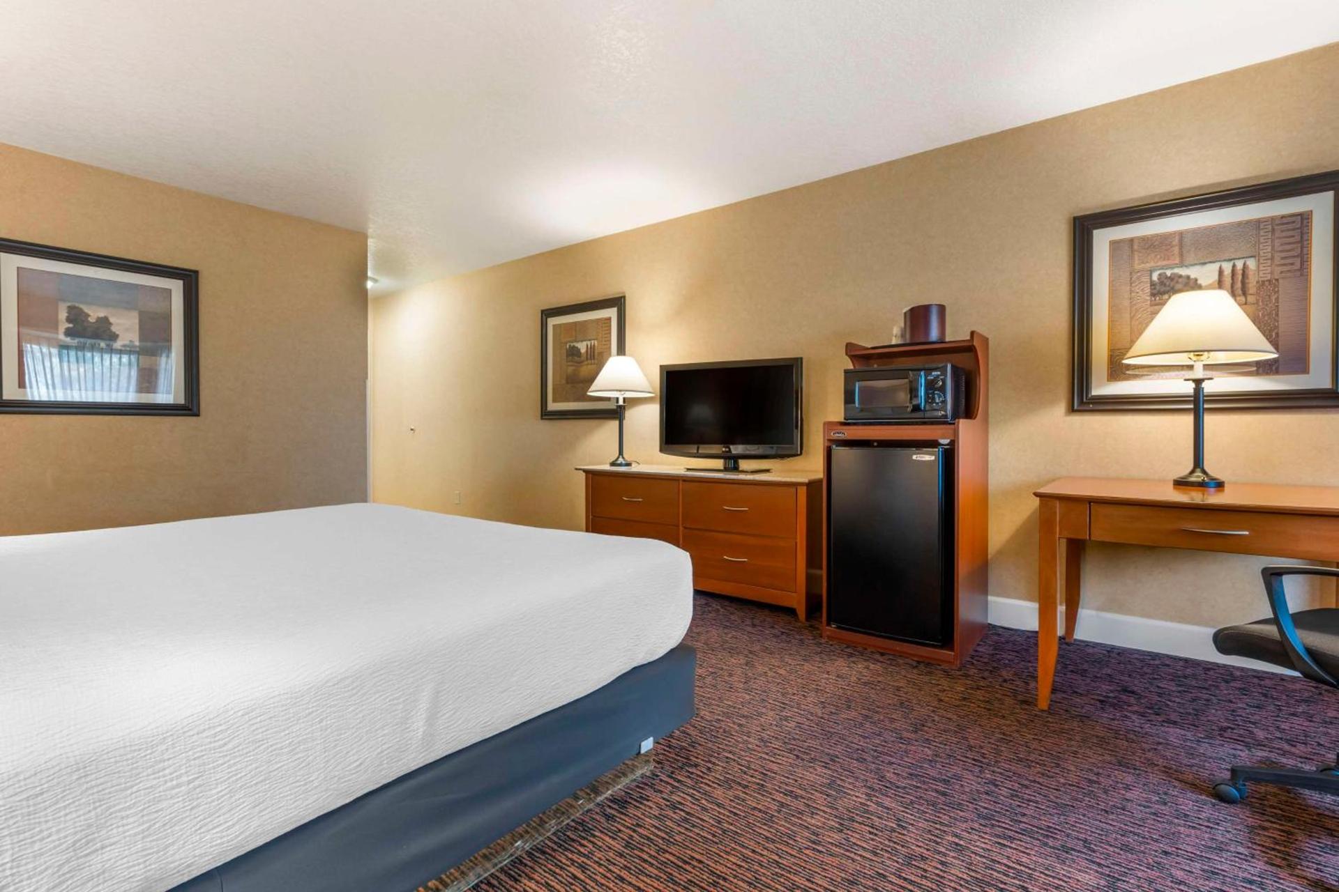 Best Western Plus Placerville Inn photo 24
