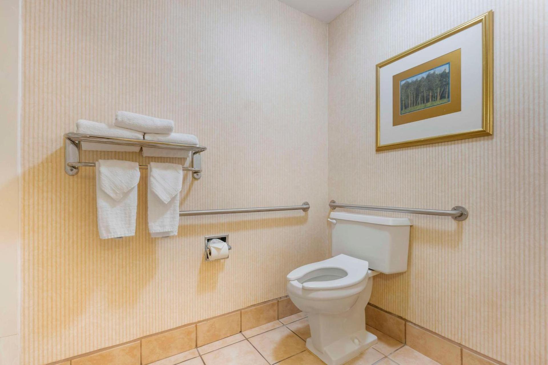 Best Western Plus Placerville Inn photo 42