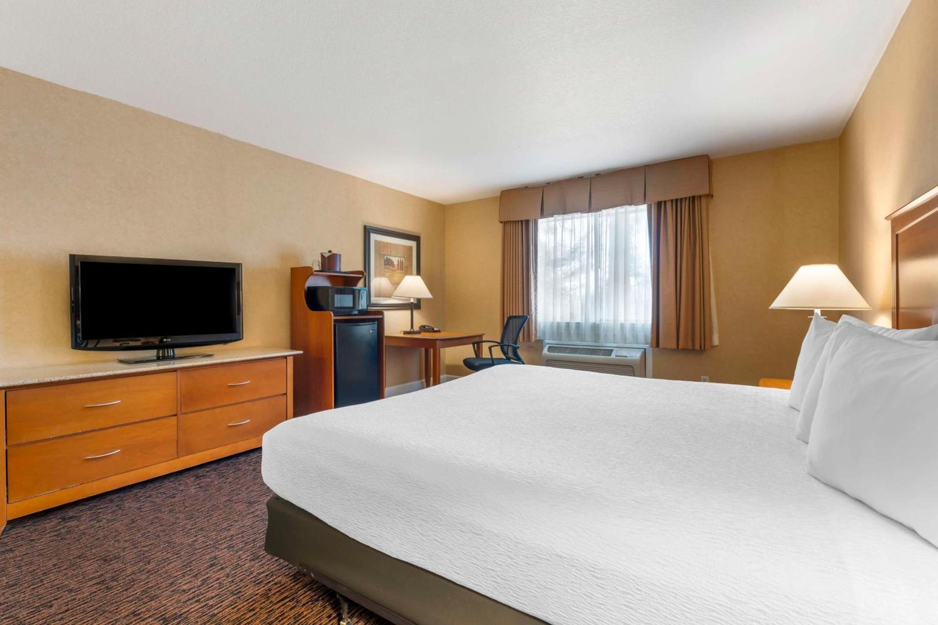 Best Western Plus Placerville Inn photo 33