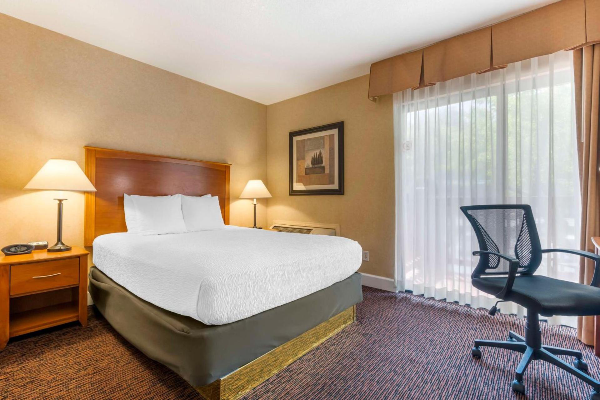 Best Western Plus Placerville Inn photo 39