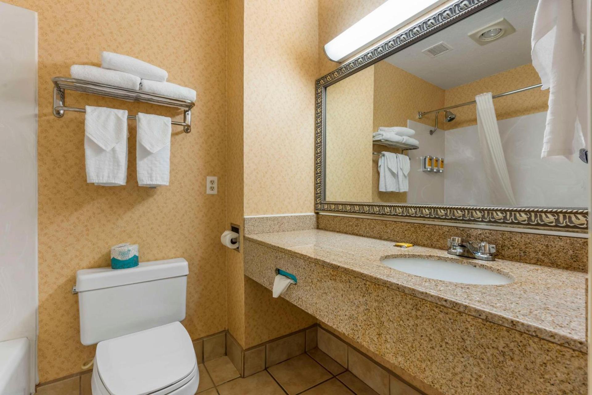 Best Western Plus Placerville Inn photo 45
