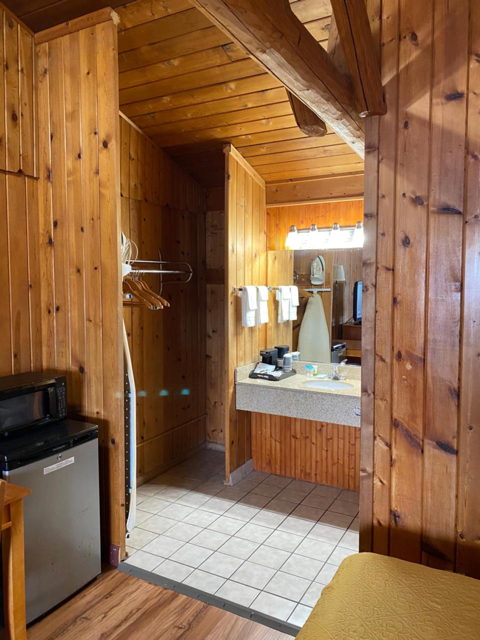 Atlantic Shores Inn and Suites photo 21