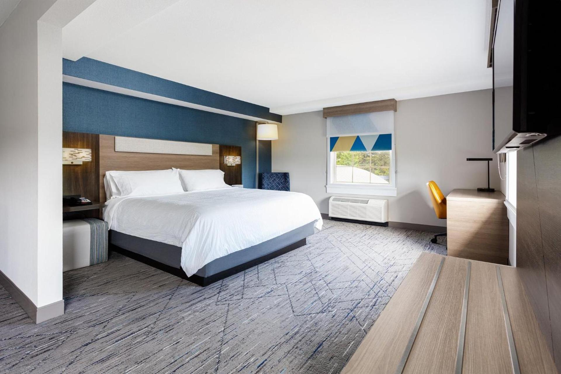 Holiday Inn Express & Suites Williamsburg by IHG photo 21