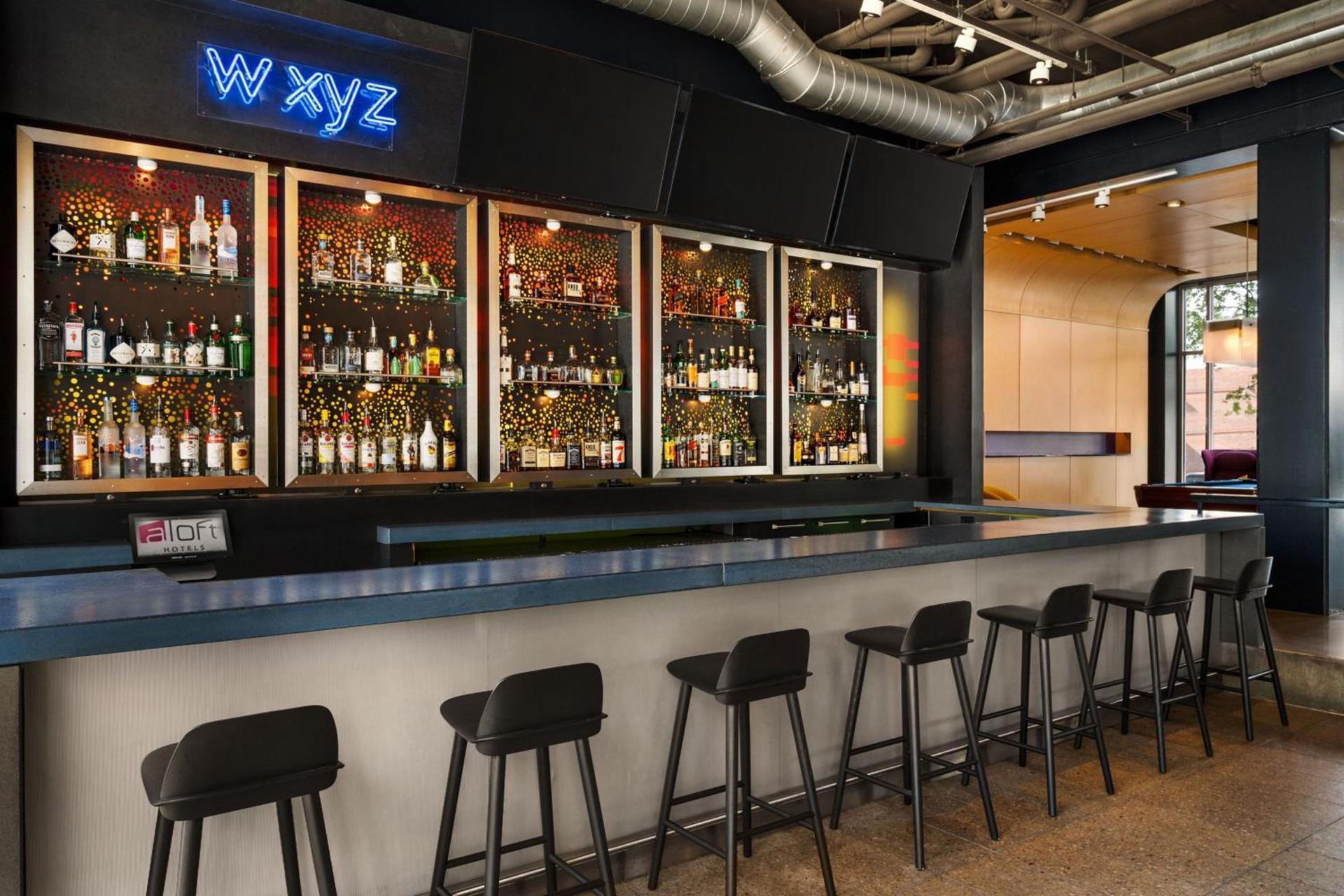 Aloft by Marriott Chicago O'Hare photo 15
