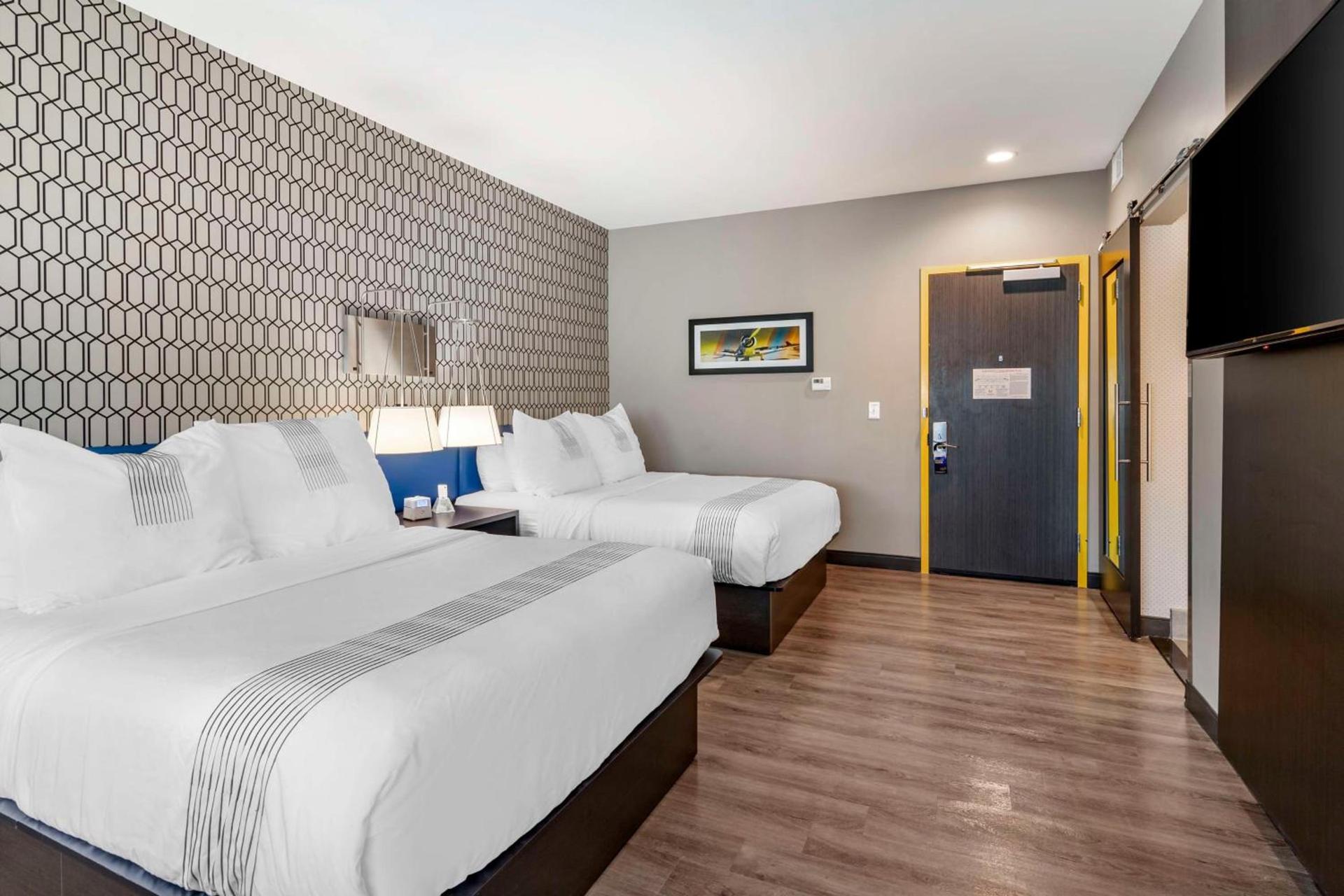 GLō Best Western Savannah-Gateway I-95 photo 20