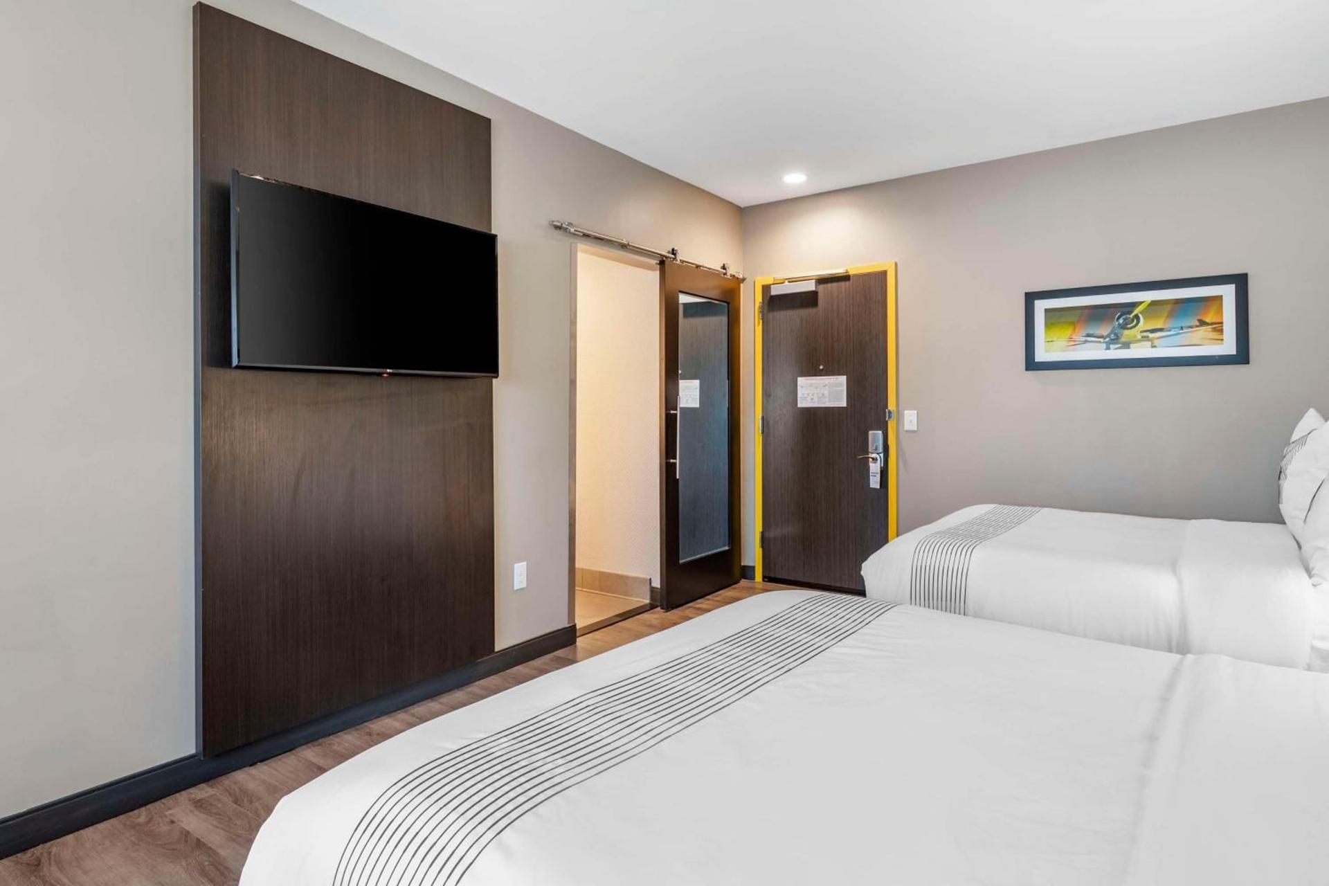 GLō Best Western Savannah-Gateway I-95 photo 22