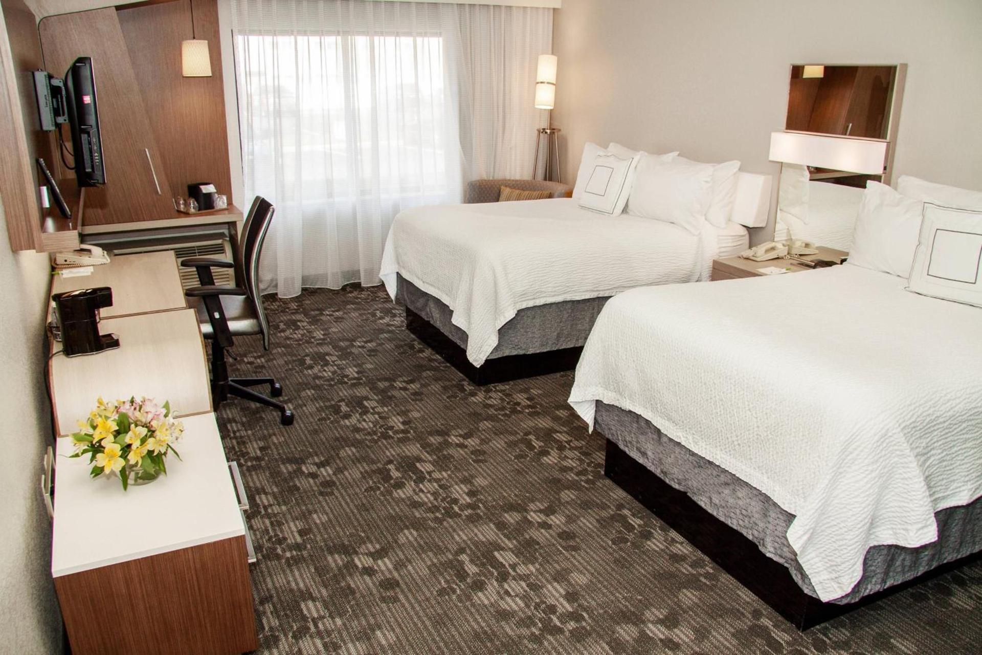 Courtyard by Marriott Rocky Mount photo 2