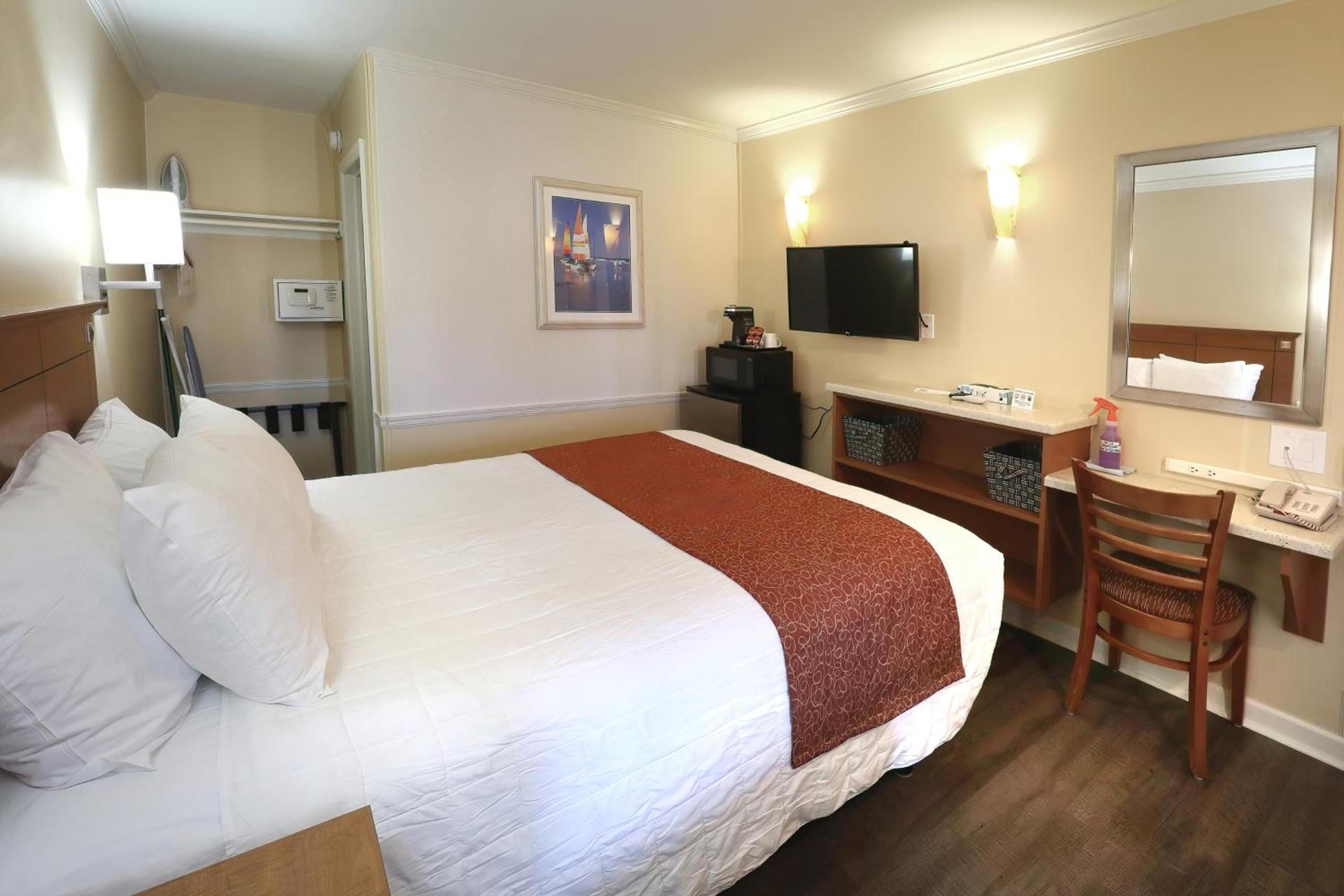 Fleur de Lis Beach Motel photo 19