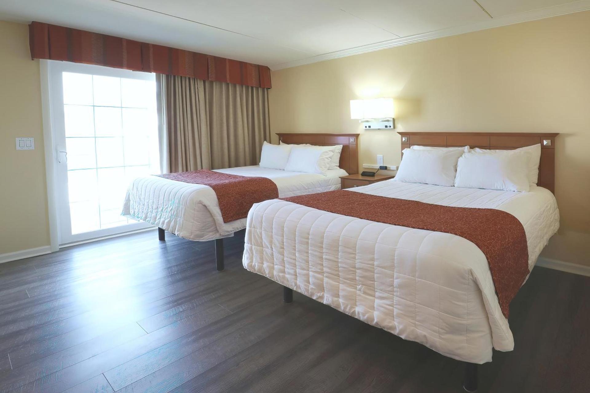Fleur de Lis Beach Motel photo 33