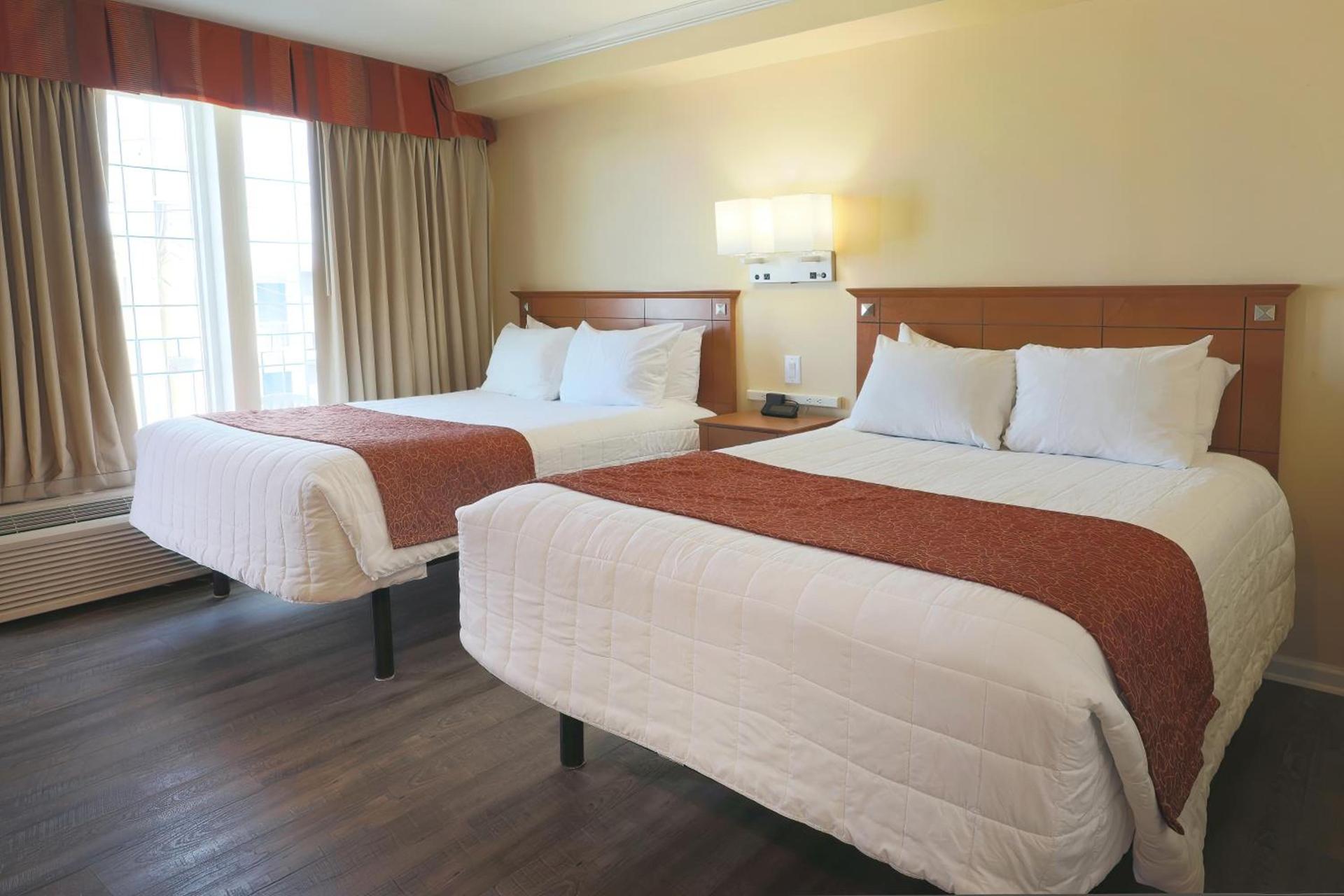 Fleur de Lis Beach Motel photo 24