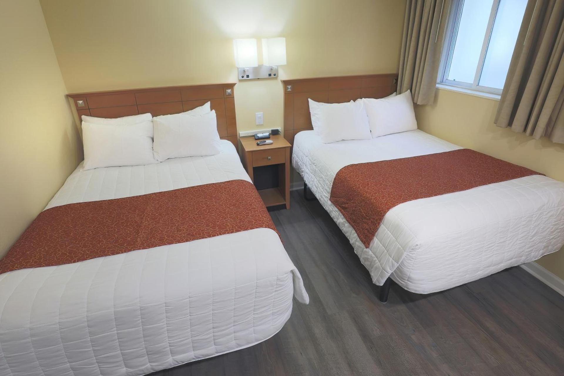 Fleur de Lis Beach Motel photo 38