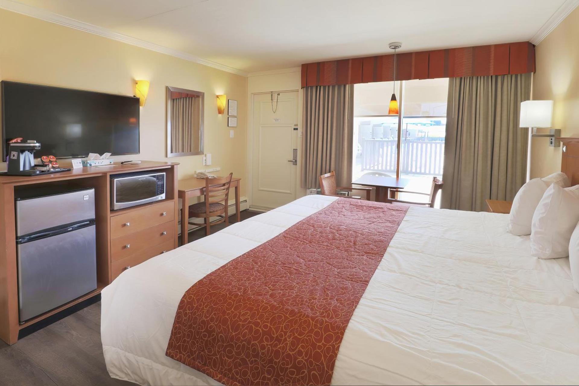 Fleur de Lis Beach Motel photo 41