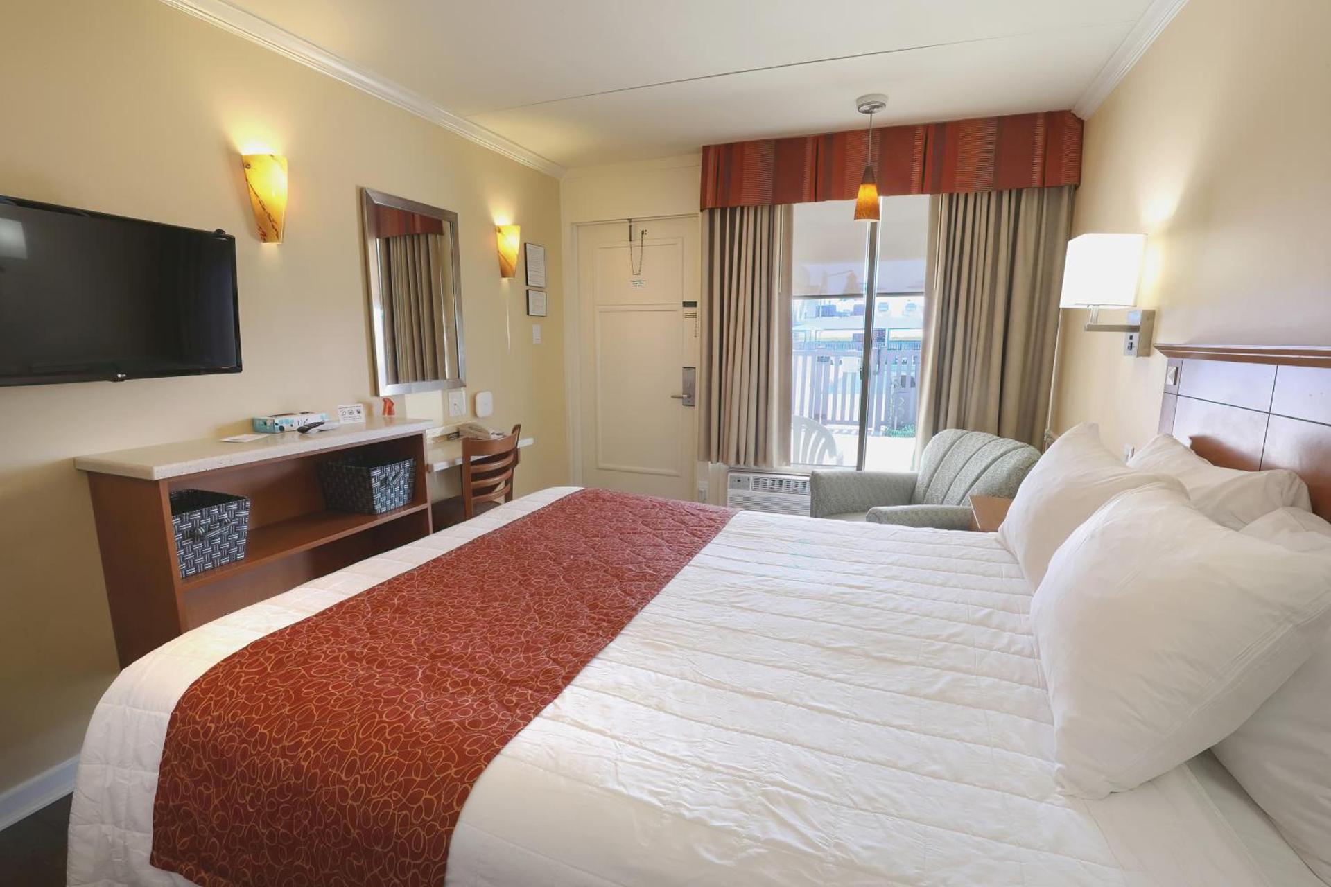 Fleur de Lis Beach Motel photo 40