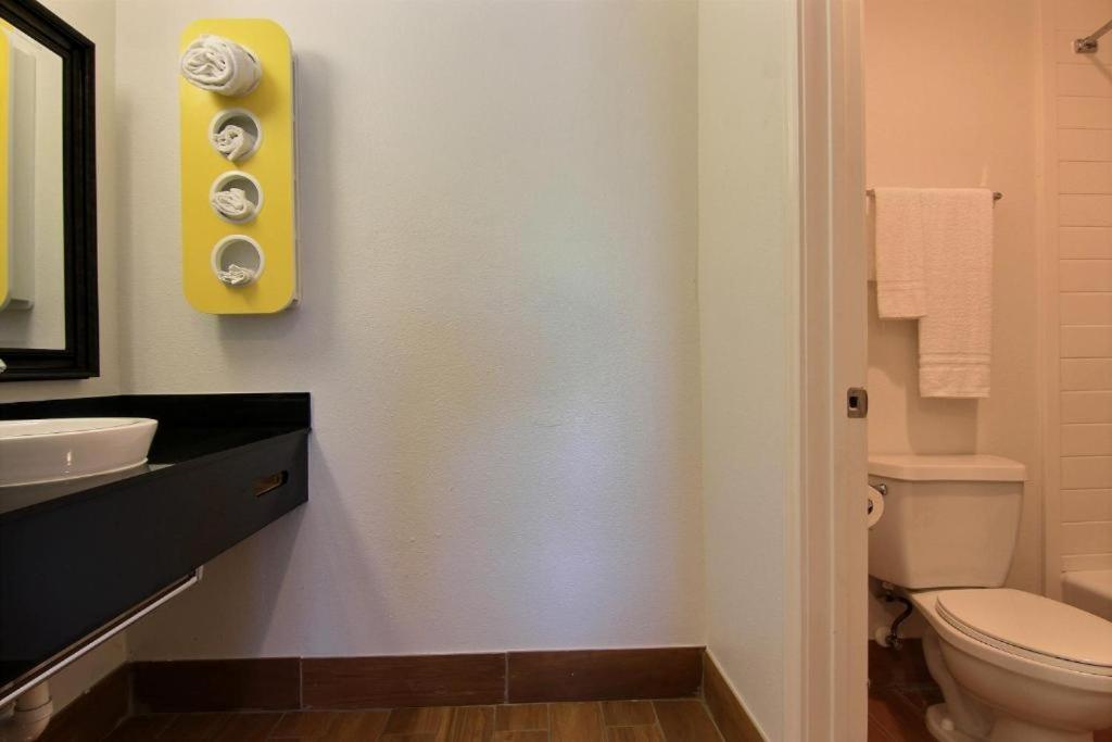 Motel 6-Rockport, TX photo 22