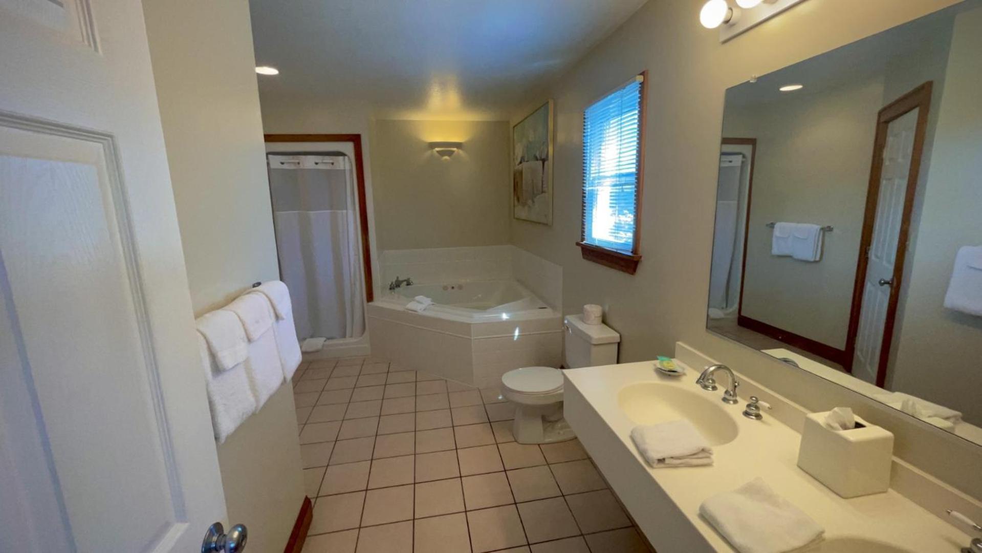 Pony Island Inn photo 48