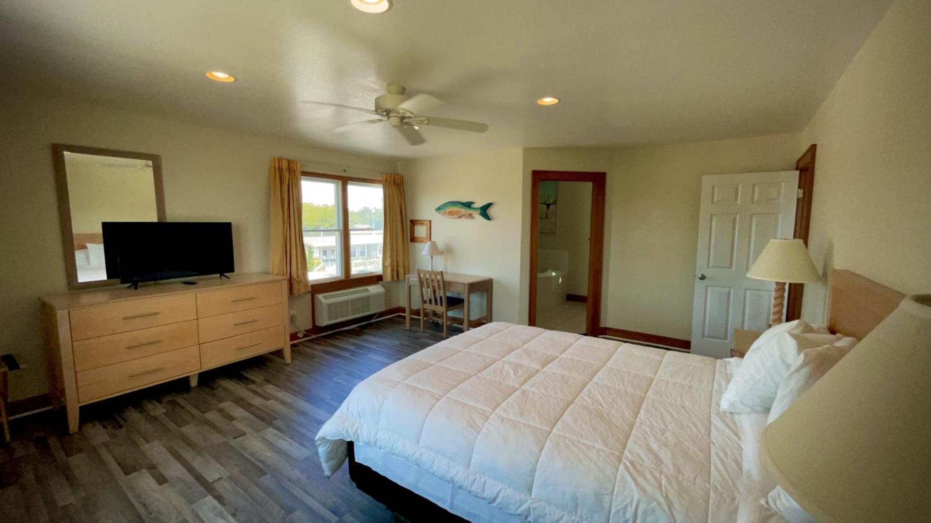 Pony Island Inn photo 39