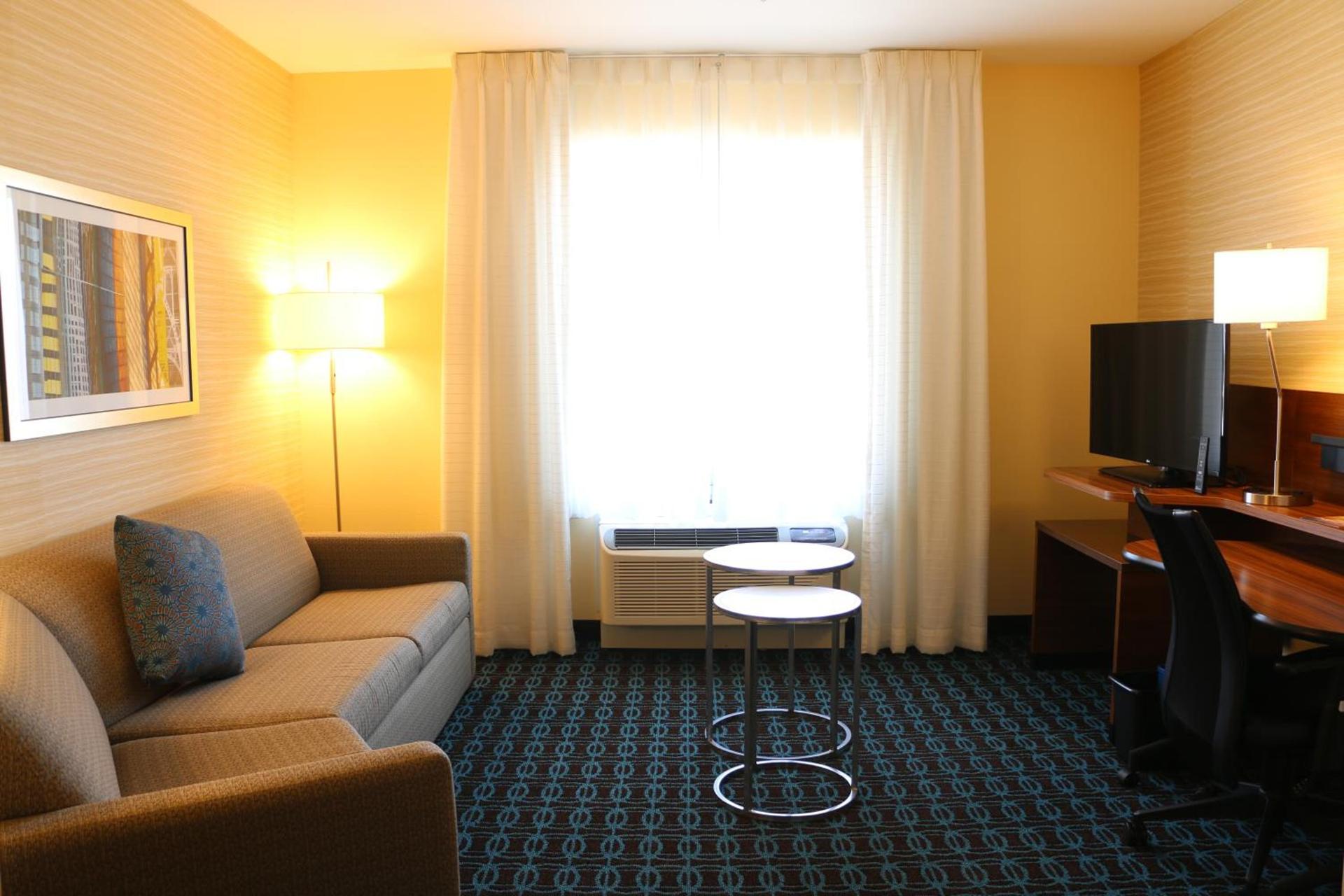 Fairfield Inn & Suites by Marriott Dallas Plano North photo 2