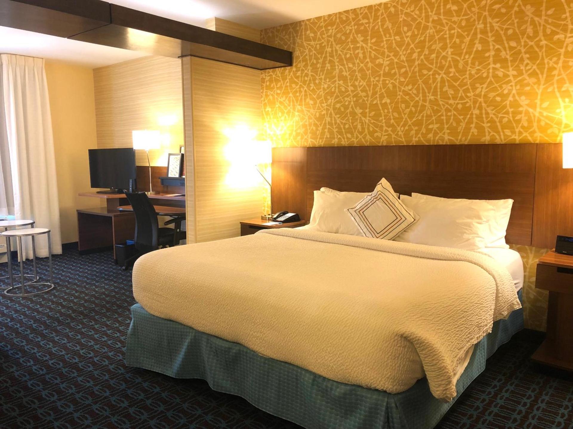 Fairfield Inn & Suites by Marriott Dallas Plano North photo 3