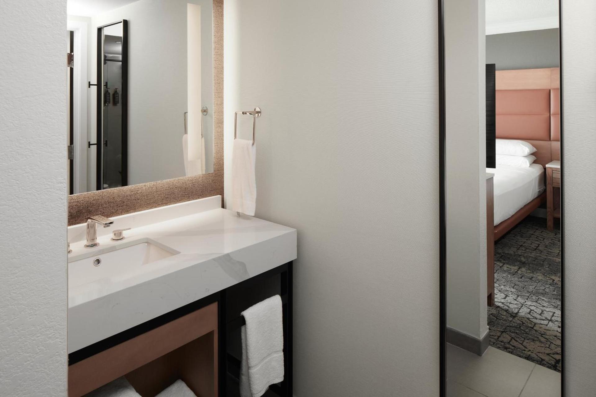 Sheraton Oceanfront Hotel photo 17