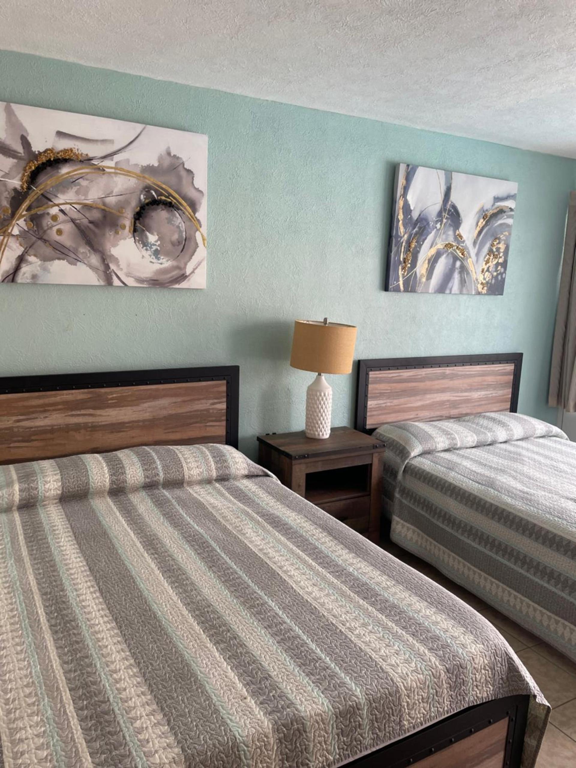 Beach Colony Motel photo 71