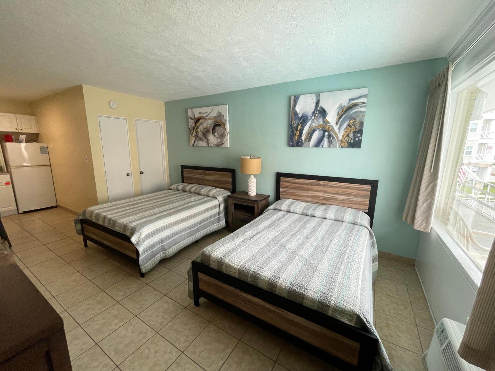 Beach Colony Motel photo 60