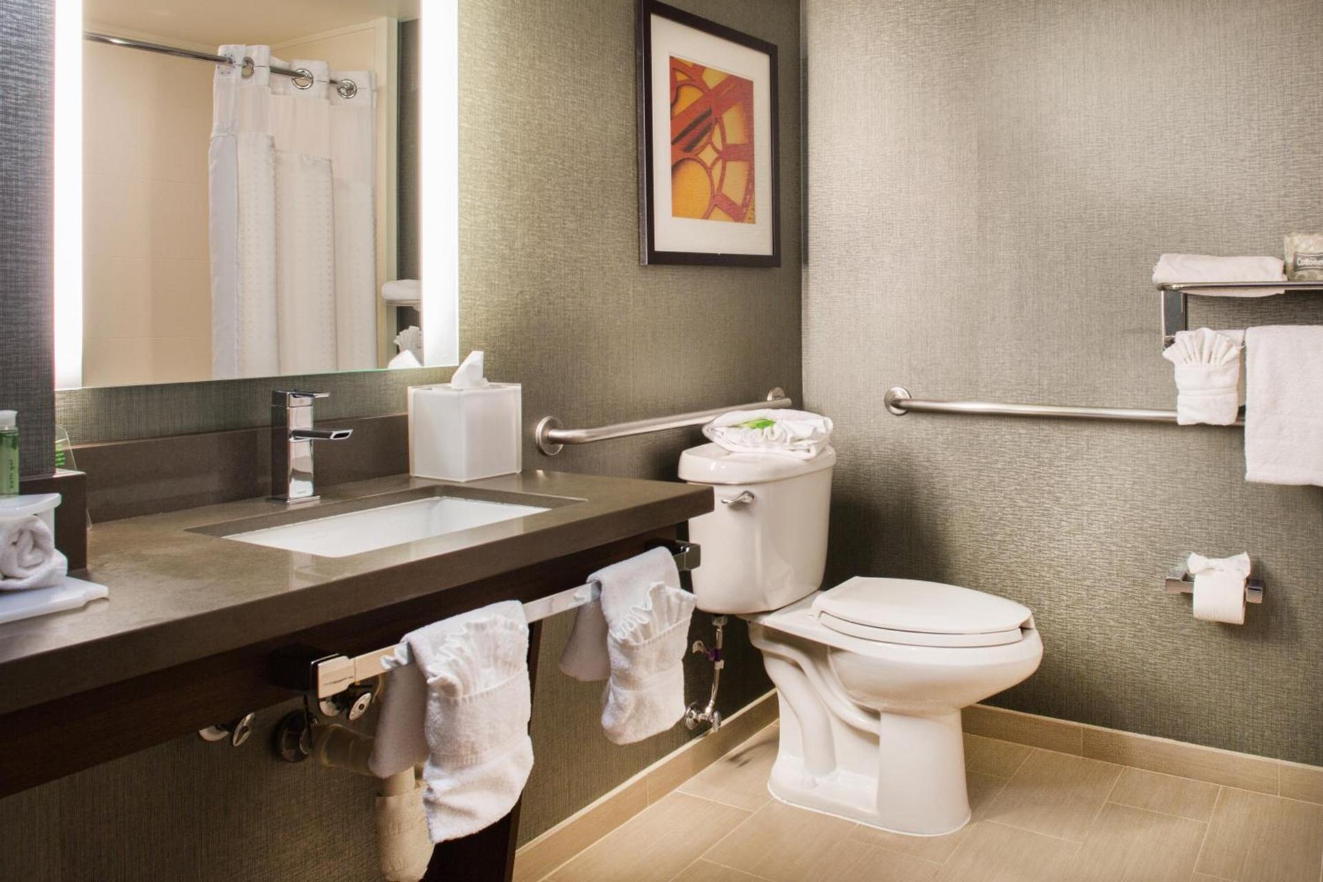 Holiday Inn Express Redwood City Central by IHG photo 3