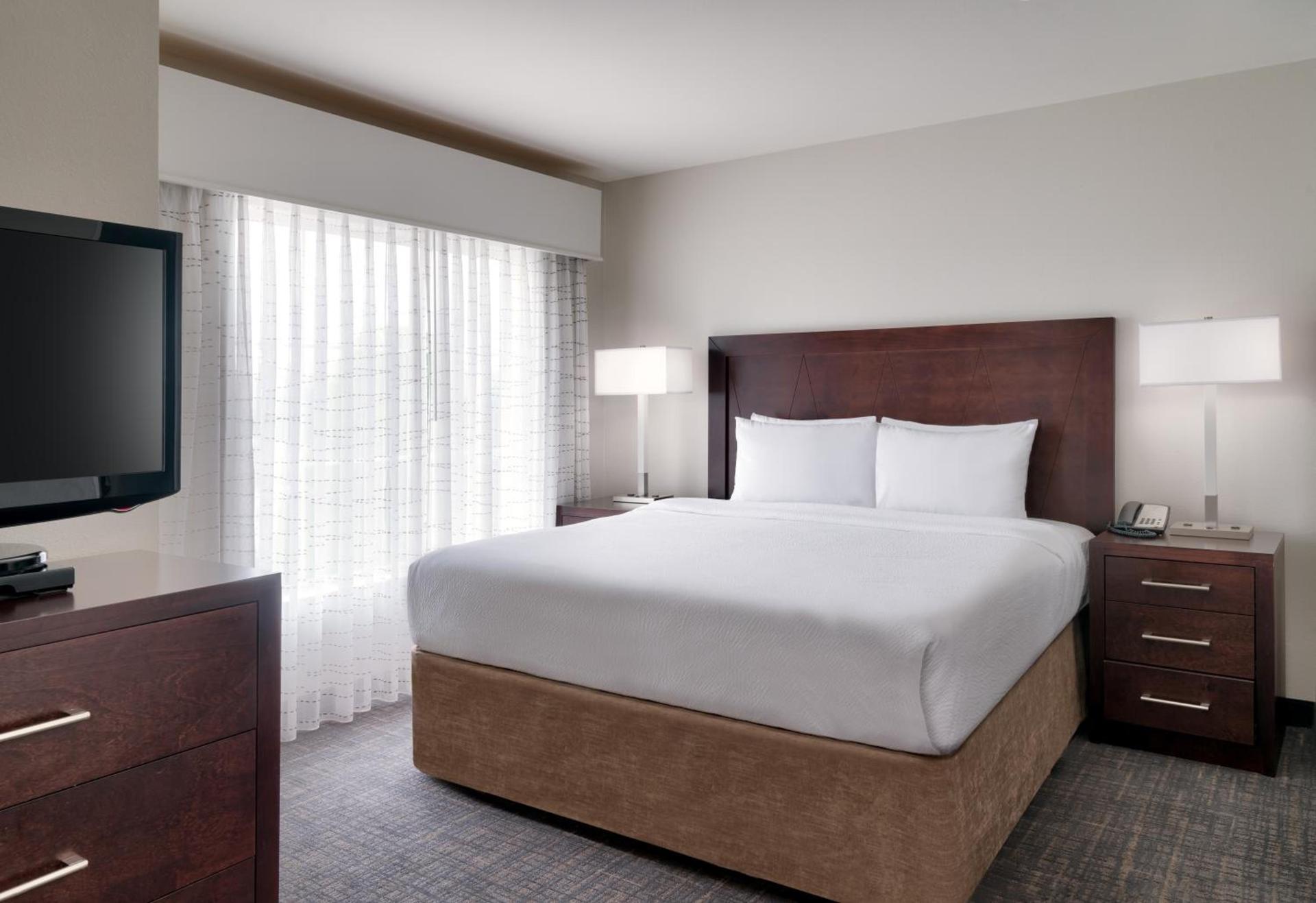Residence Inn by Marriott Houston I-10 West/Park Row photo 13
