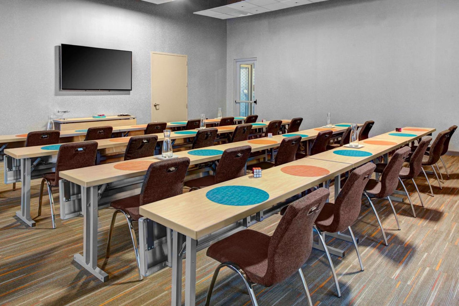 Aloft by Marriott Raleigh-Durham Airport Brier Creek photo 22