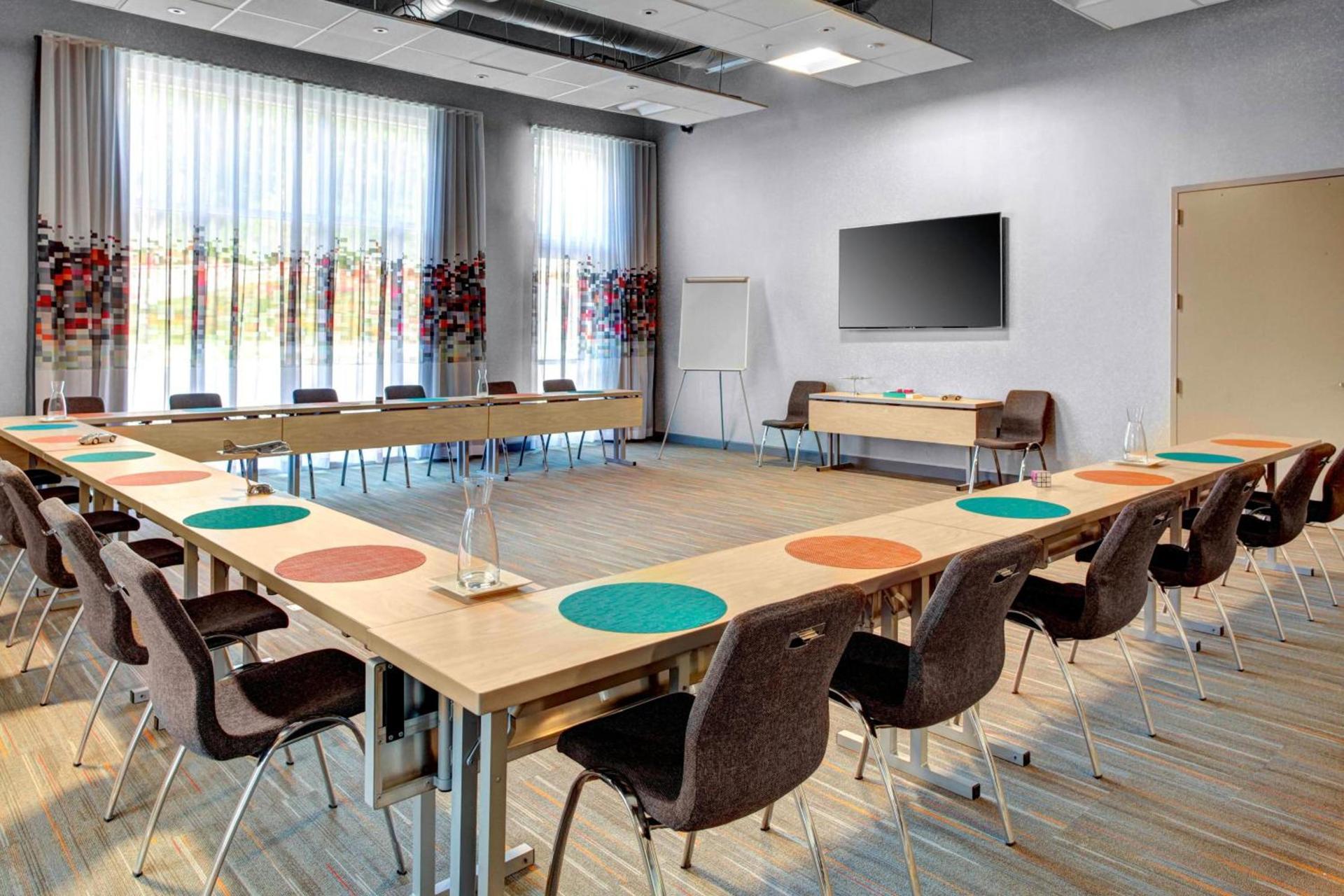 Aloft by Marriott Raleigh-Durham Airport Brier Creek photo 21