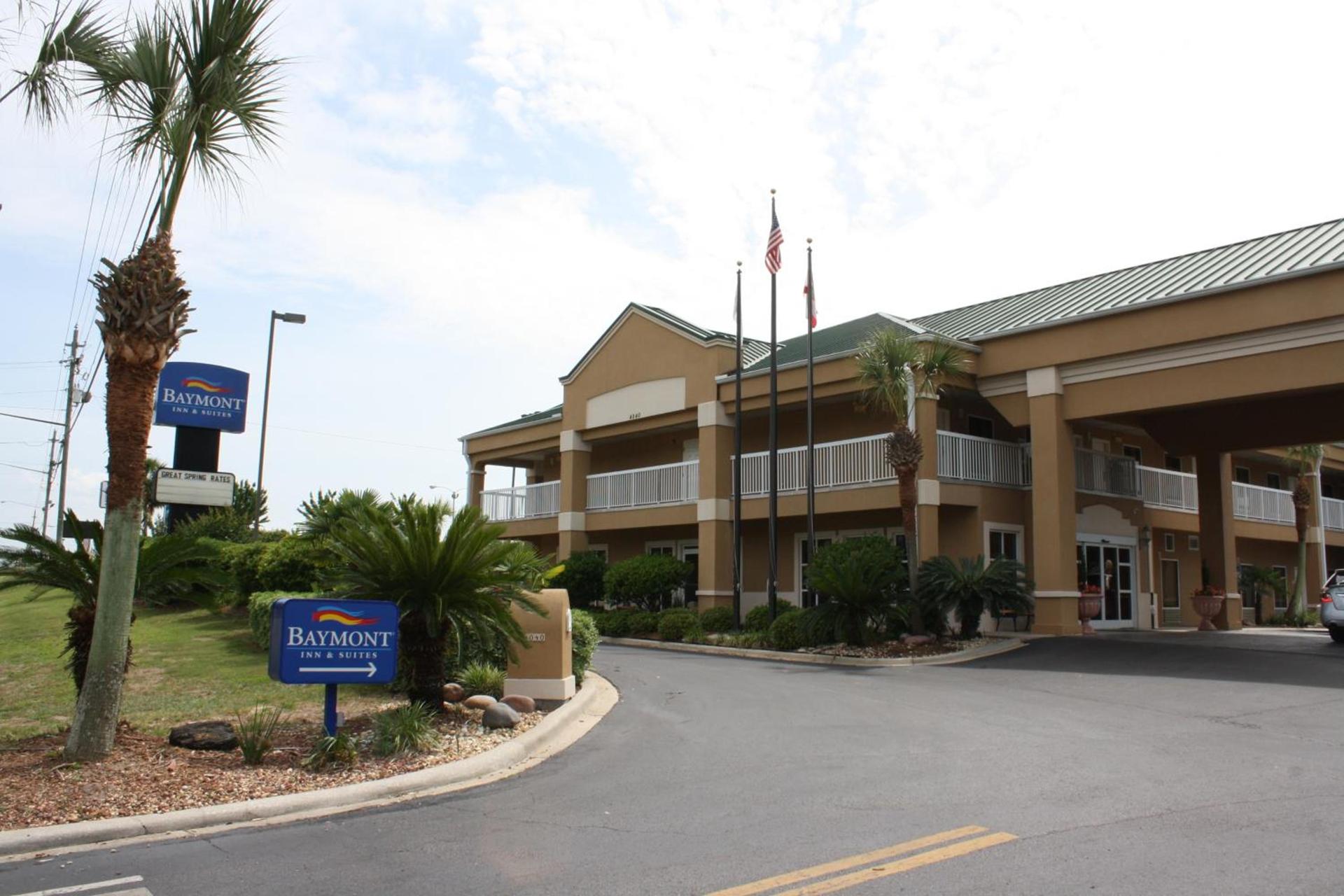 Baymont by Wyndham Crestview photo 17