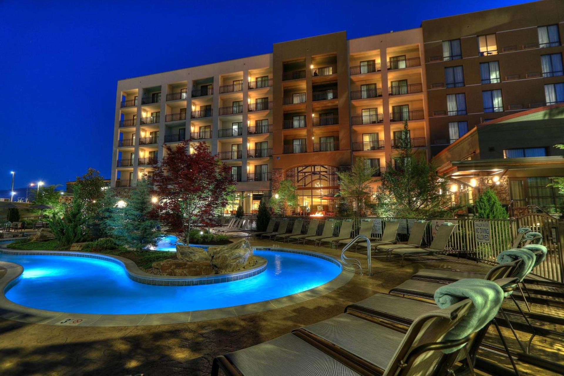 Courtyard by Marriott Pigeon Forge photo 2