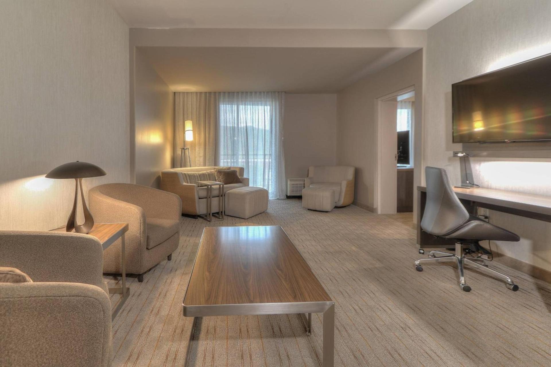 Courtyard by Marriott Pigeon Forge photo 63