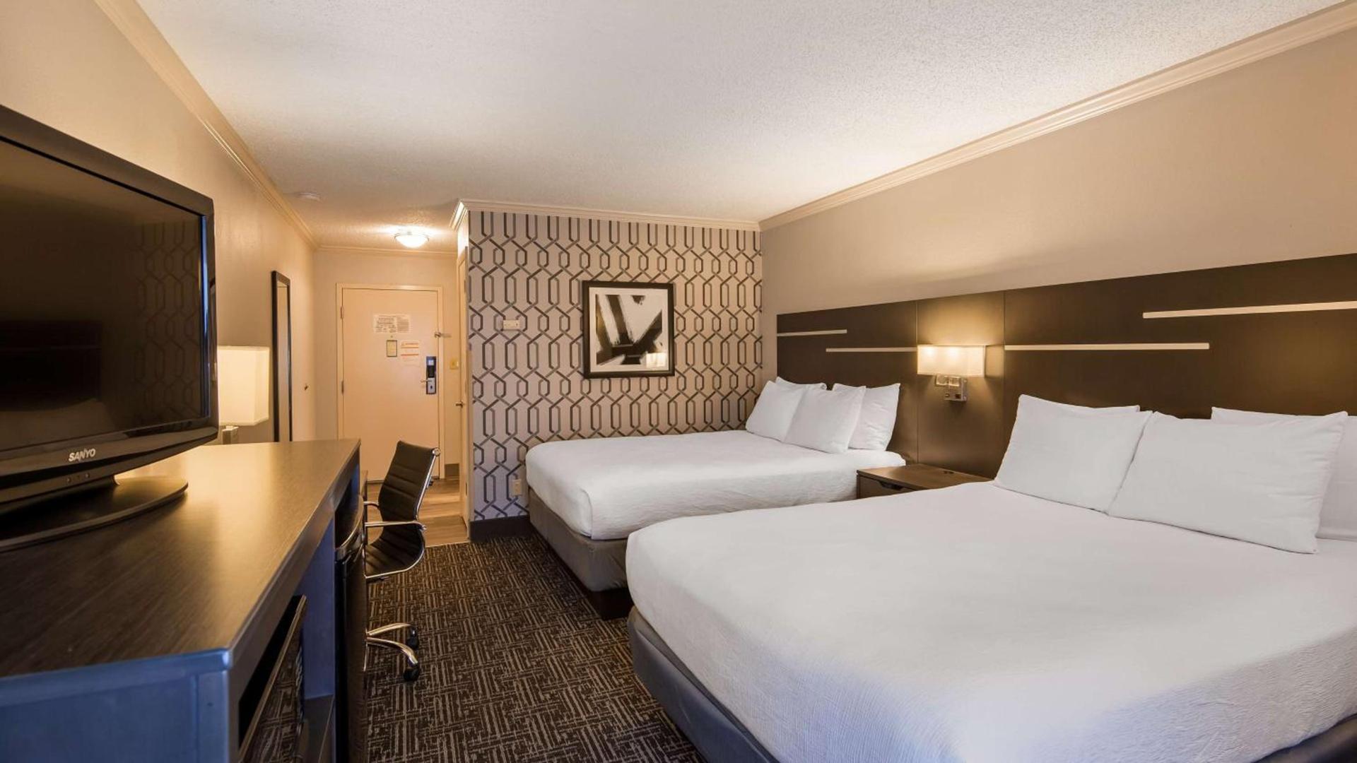 Best Western Plus Morristown Conference Center photo 13