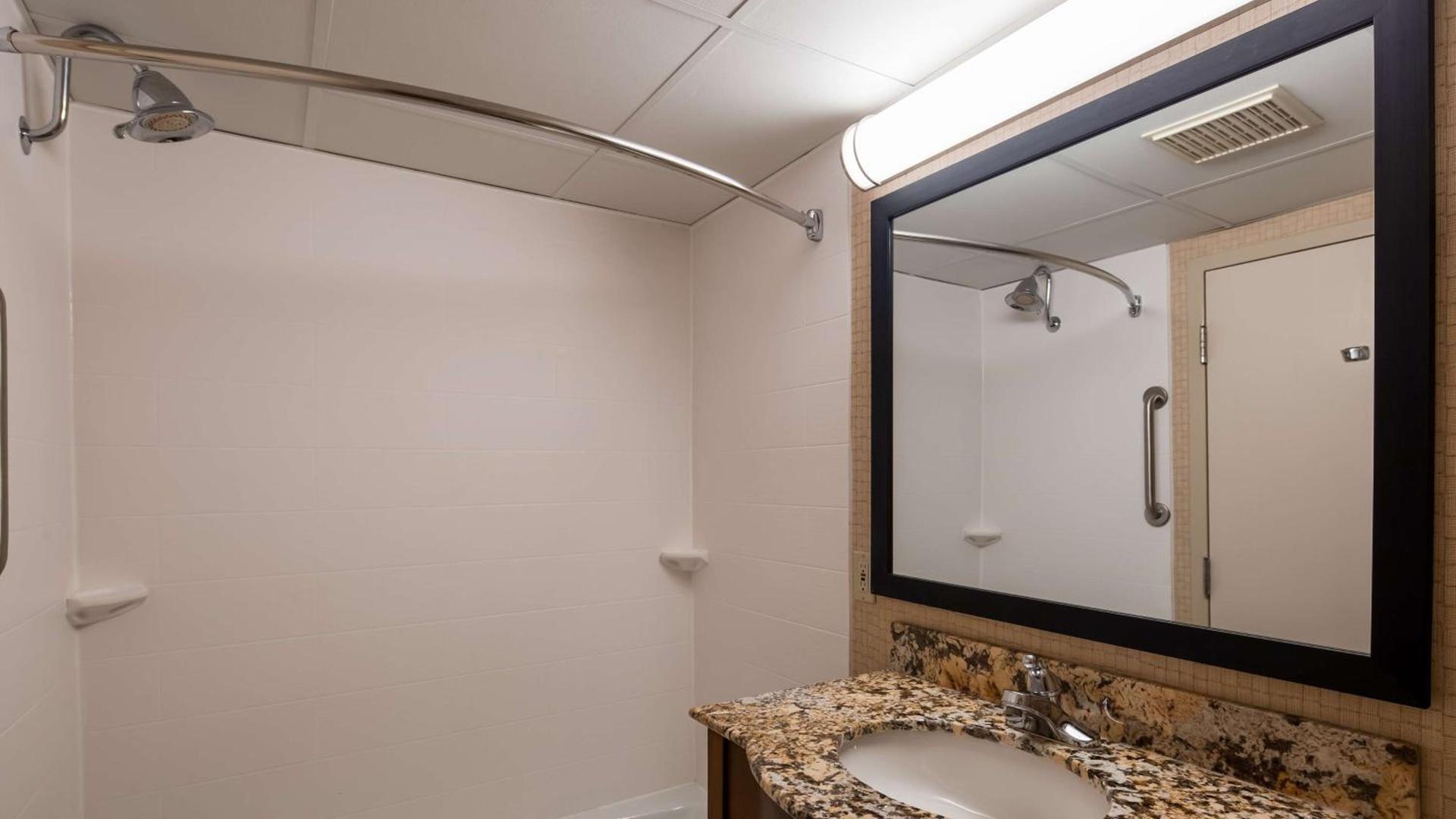 Best Western Plus Morristown Conference Center photo 22