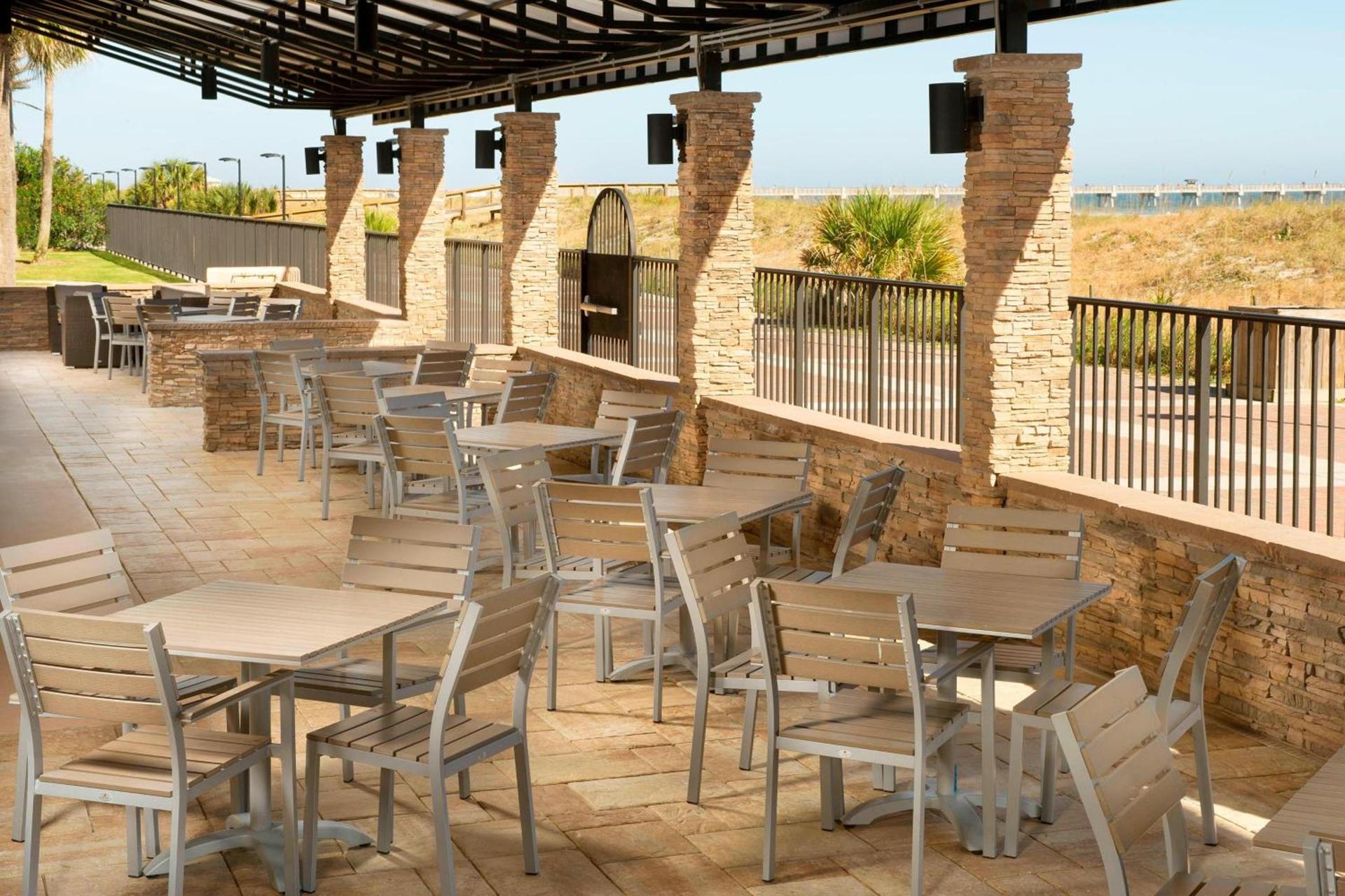 Four Points by Sheraton Jacksonville Beachfront photo 6
