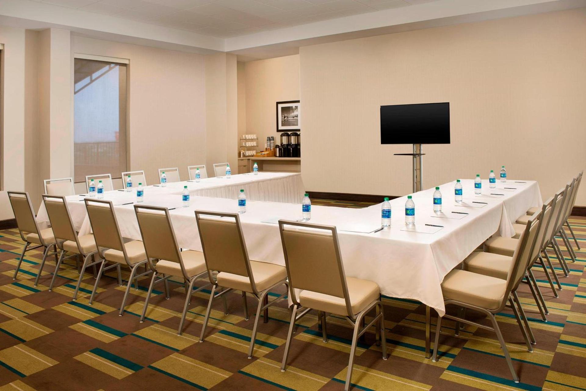 Four Points by Sheraton Jacksonville Beachfront photo 24