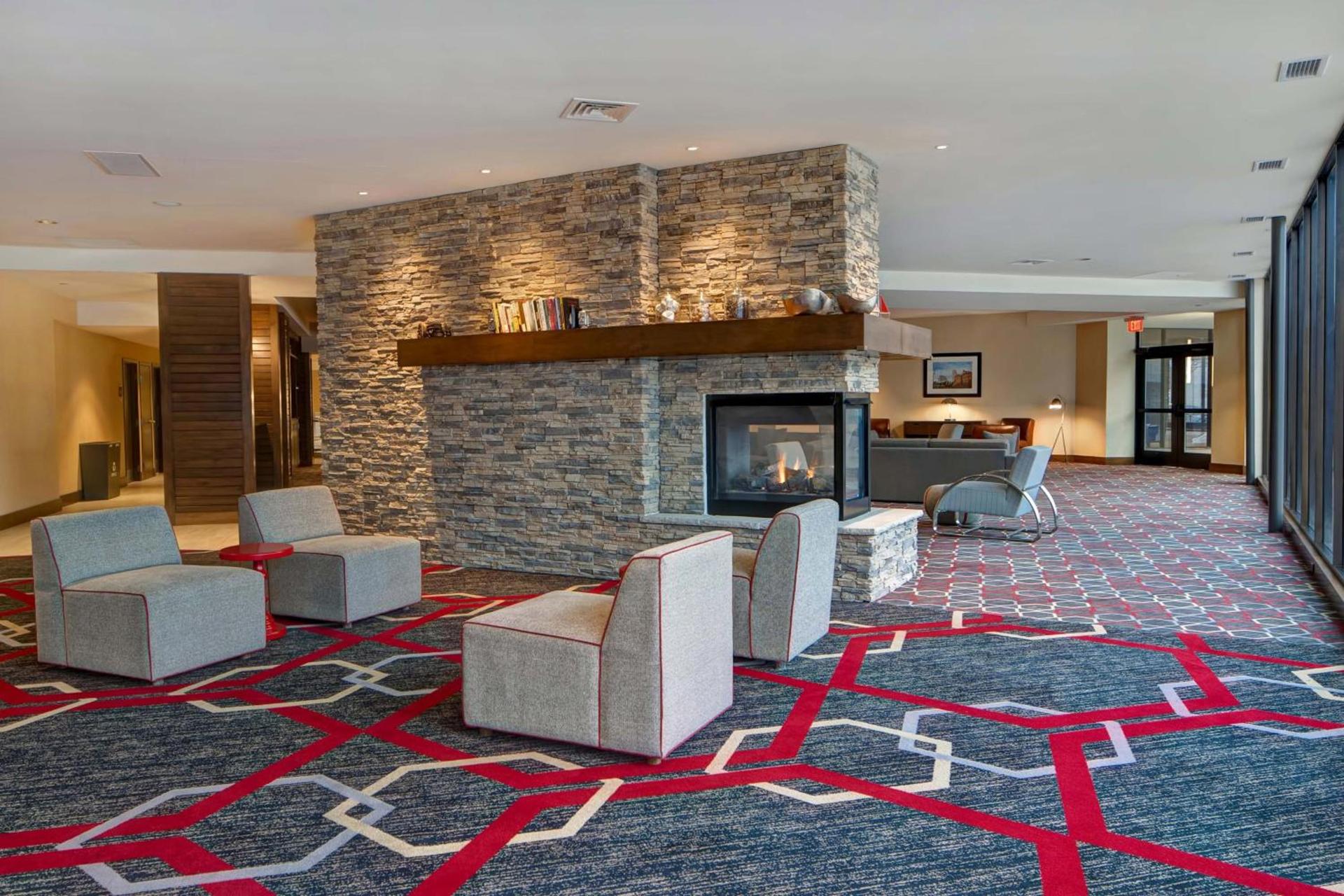 Four Points by Sheraton Peoria photo 8