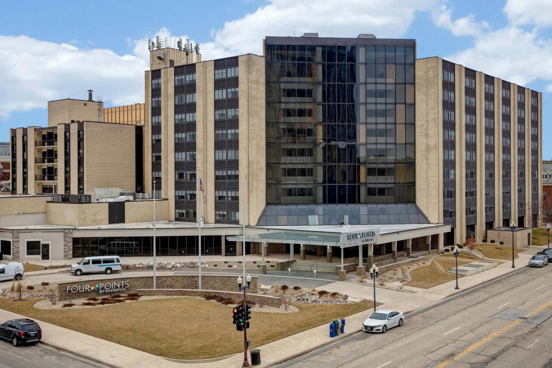 Four Points by Sheraton Peoria photo 13