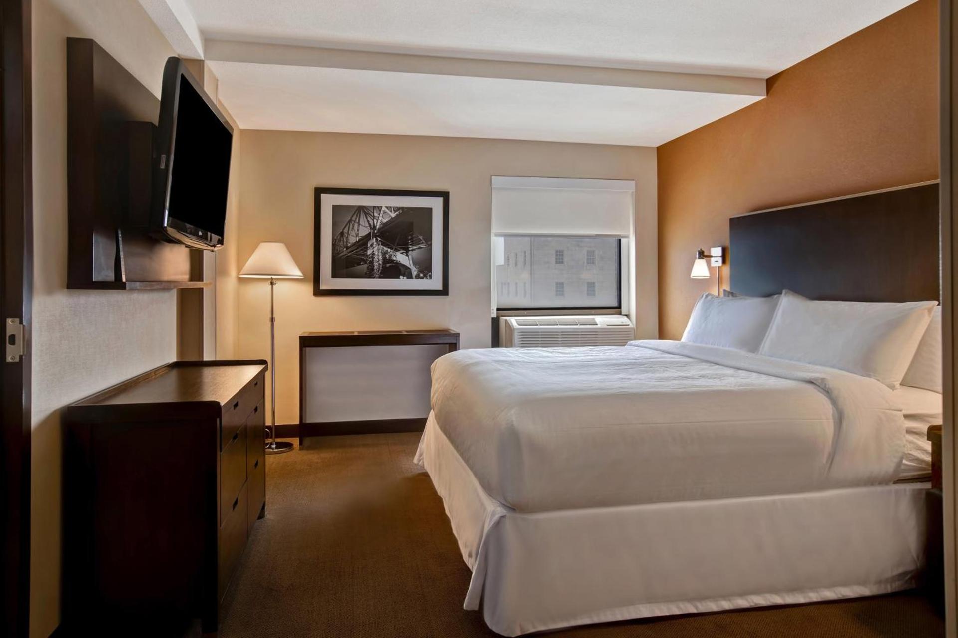 Four Points by Sheraton Peoria photo 25
